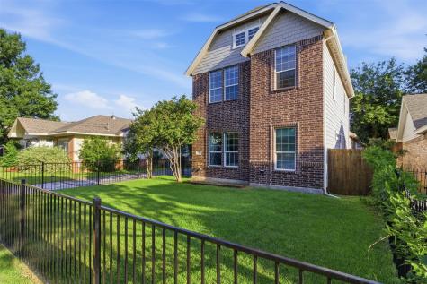 612 W 8th Street Dallas TX 75208