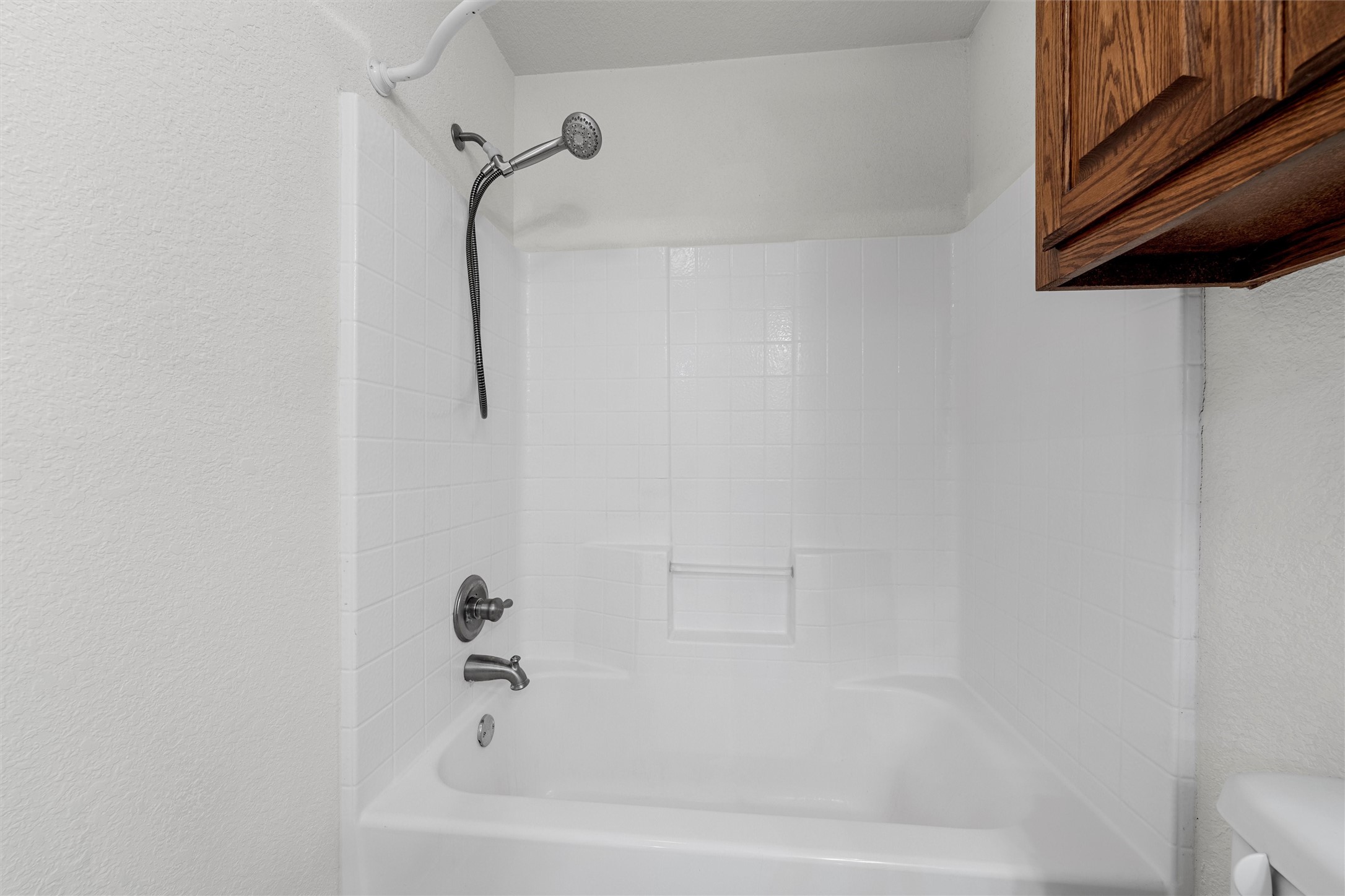 708 Sapphire Boulevard Hewitt TX 76643