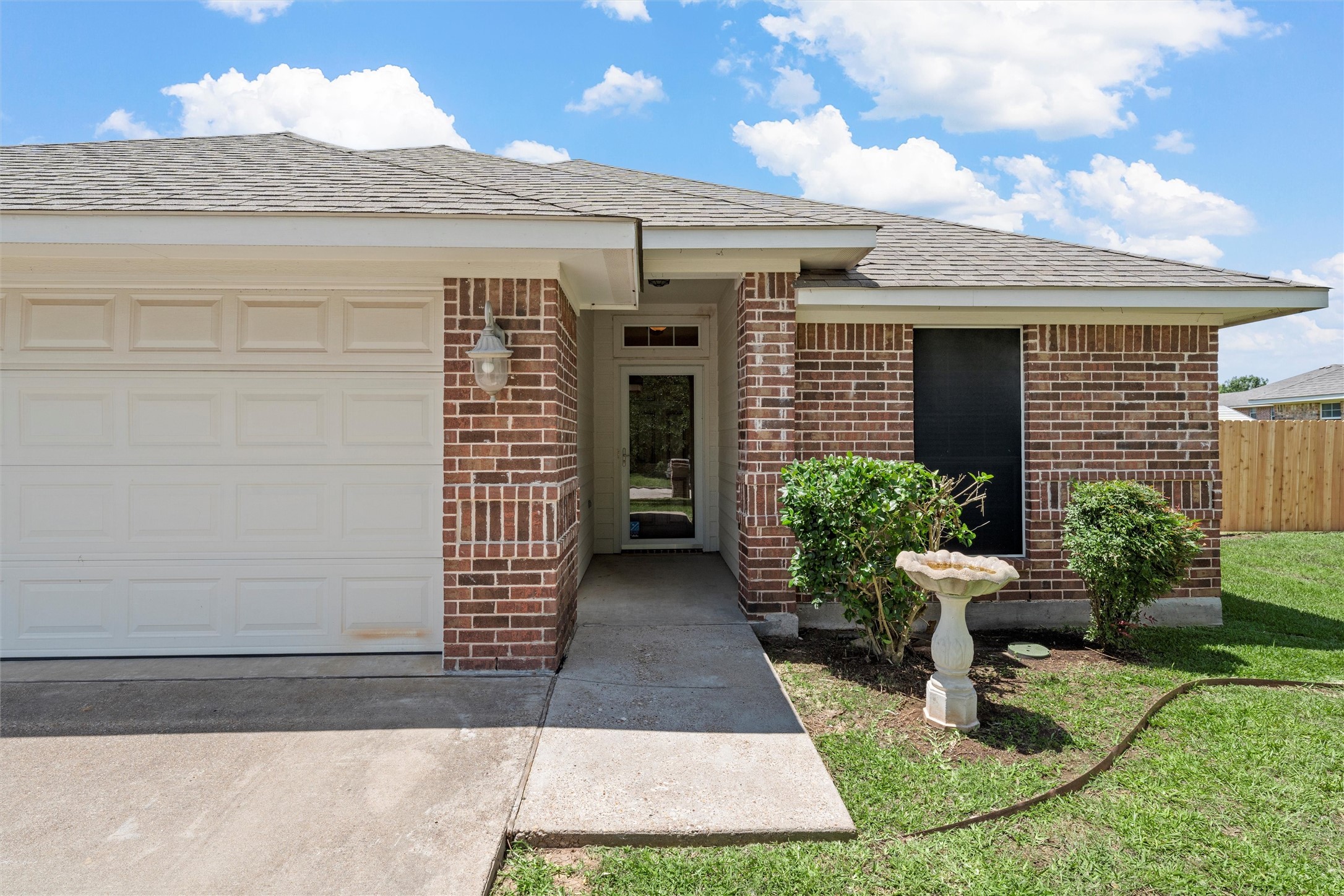 708 Sapphire Boulevard Hewitt TX 76643