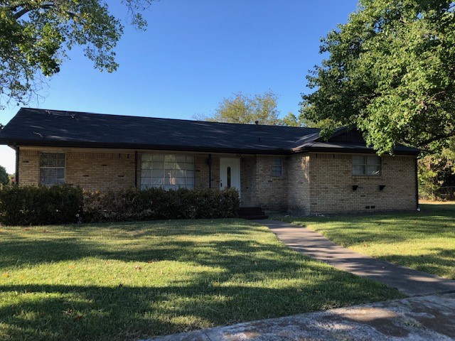 901 Downing Street Forney TX 75126
