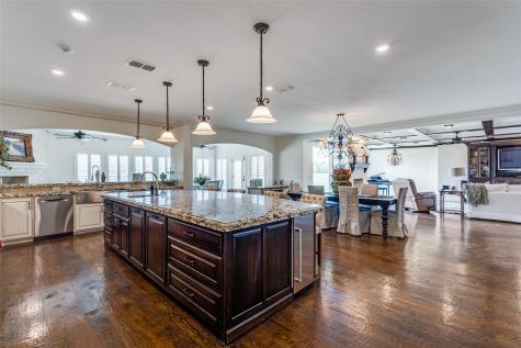 6100 Old Clarksville Road Reno TX 75462