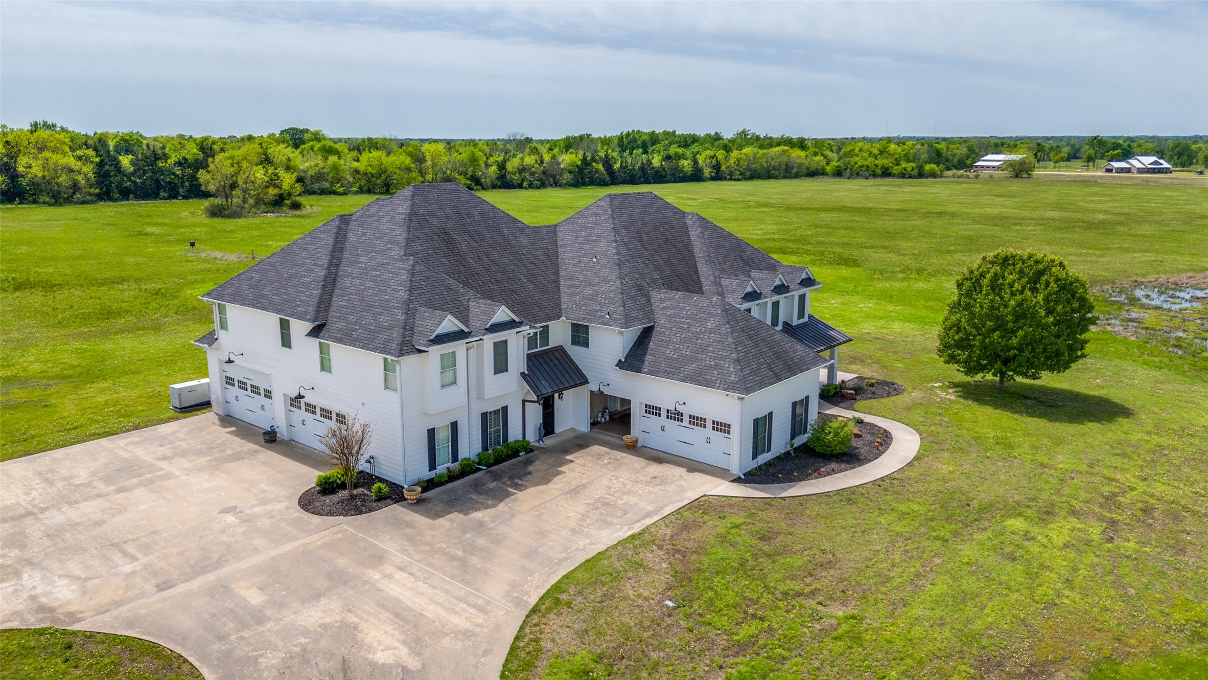 6100 Old Clarksville Road Reno TX 75462