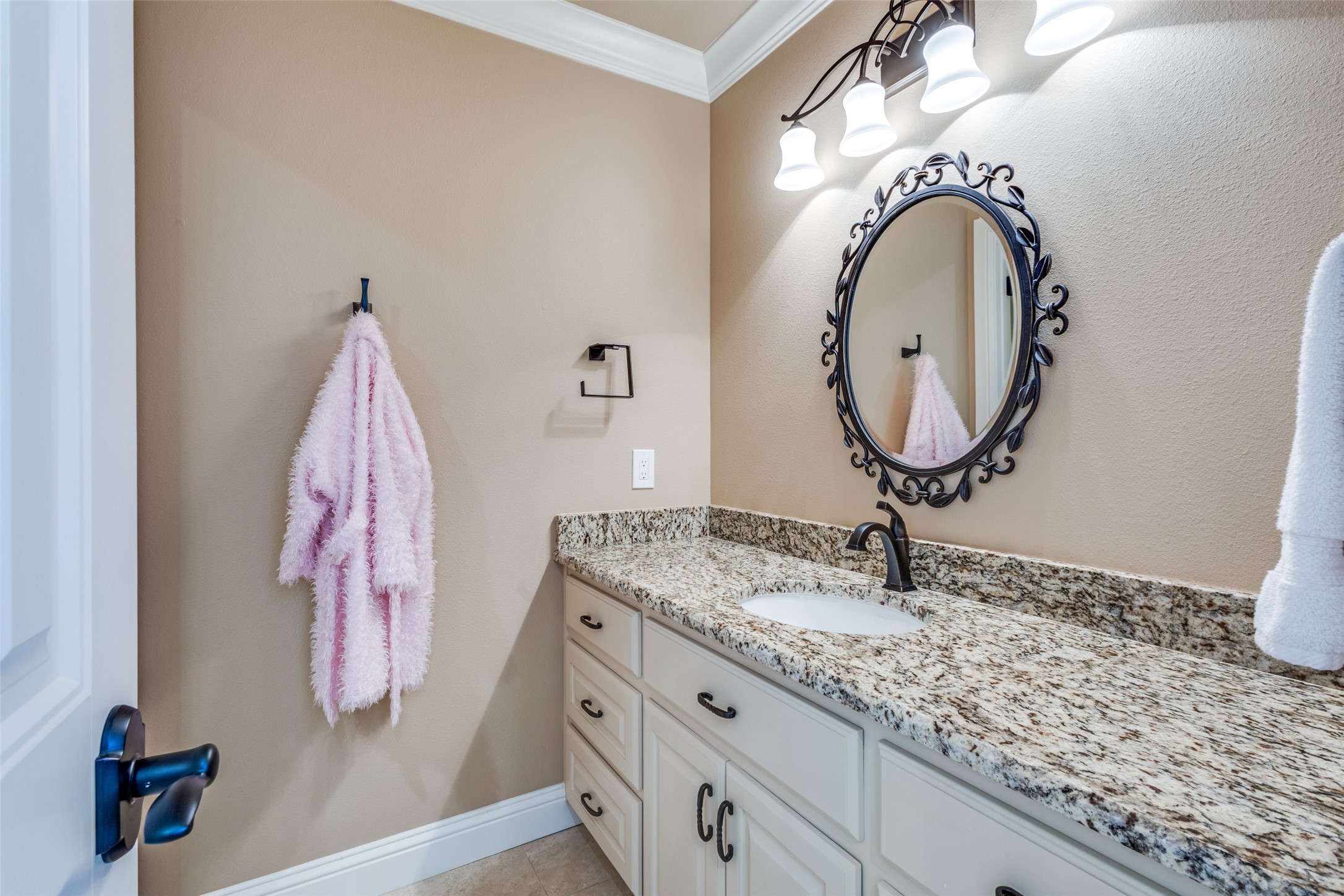 6100 Old Clarksville Road Reno TX 75462