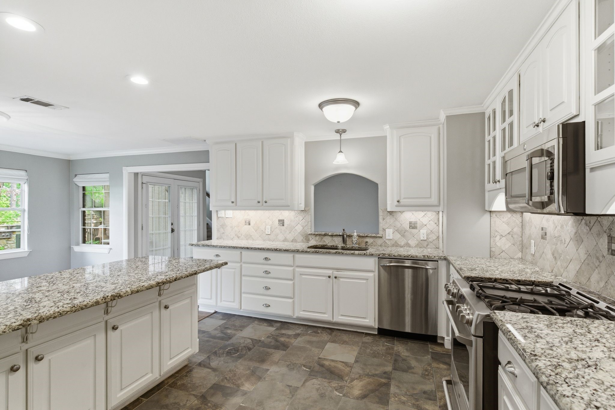 3526 Lakeridge Drive Grapevine TX 76051