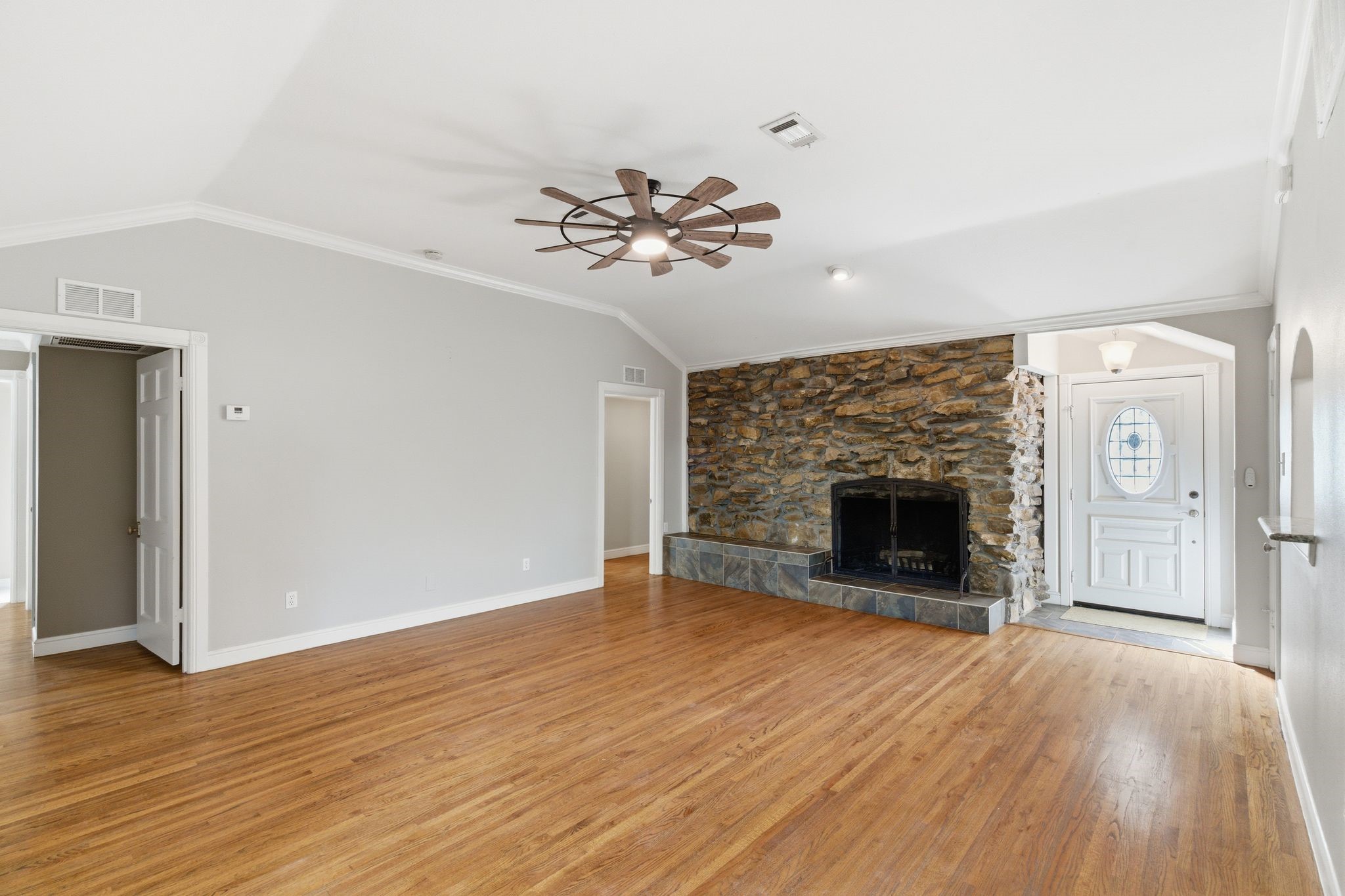 3526 Lakeridge Drive Grapevine TX 76051