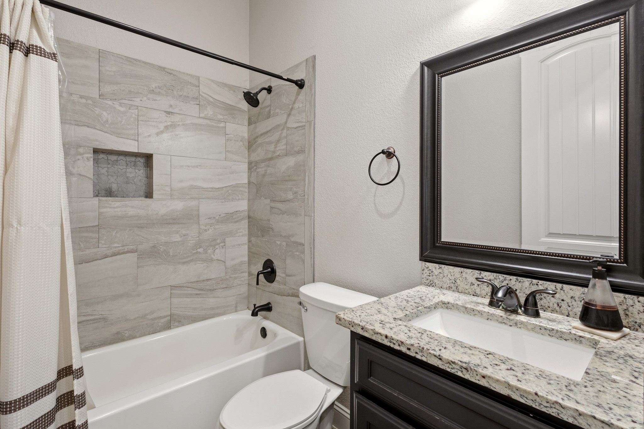 6301 Connie Lane Rockwall TX 75032