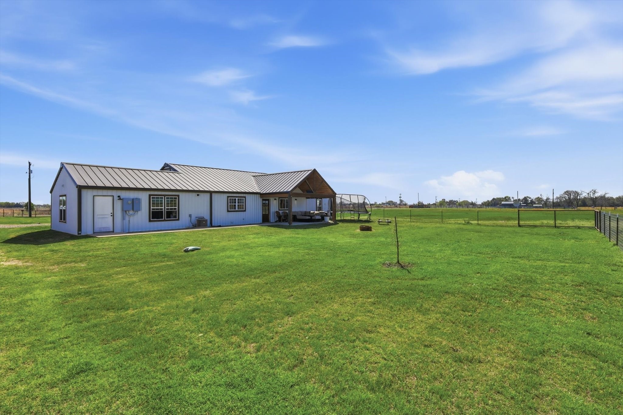 2201 South Road Whitesboro TX 76273