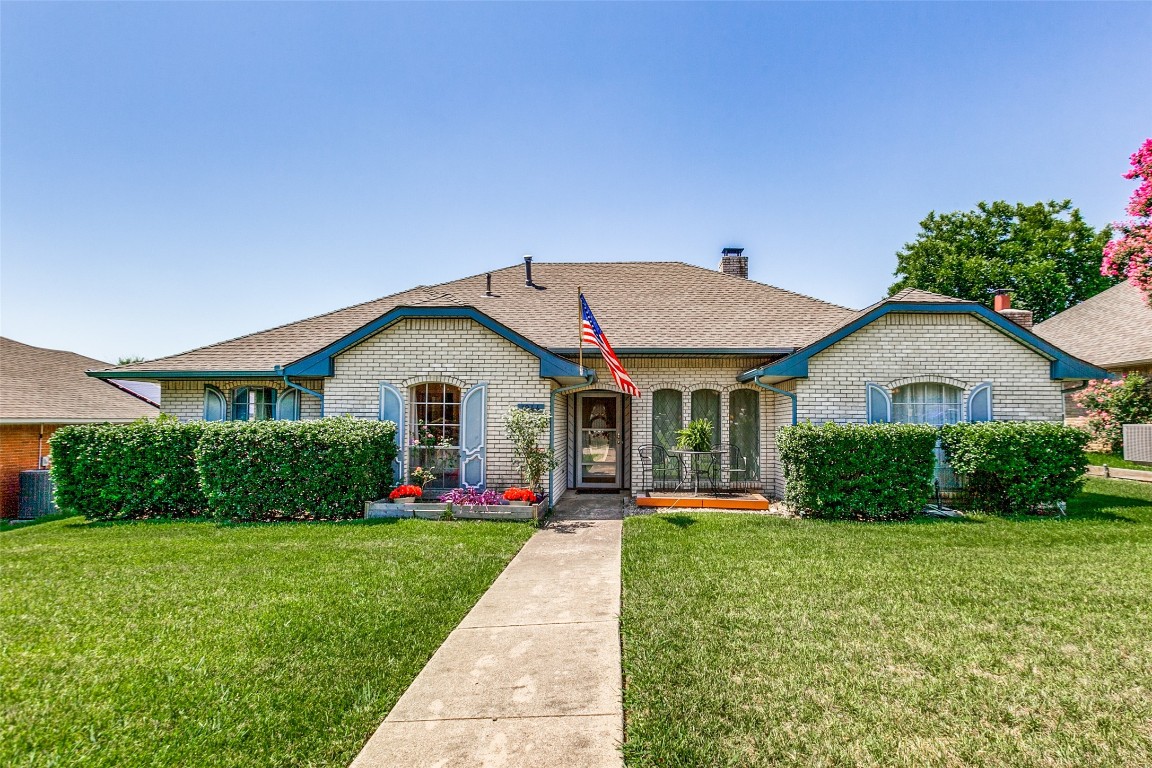 1944 Kentwood Lane Carrollton TX 75007
