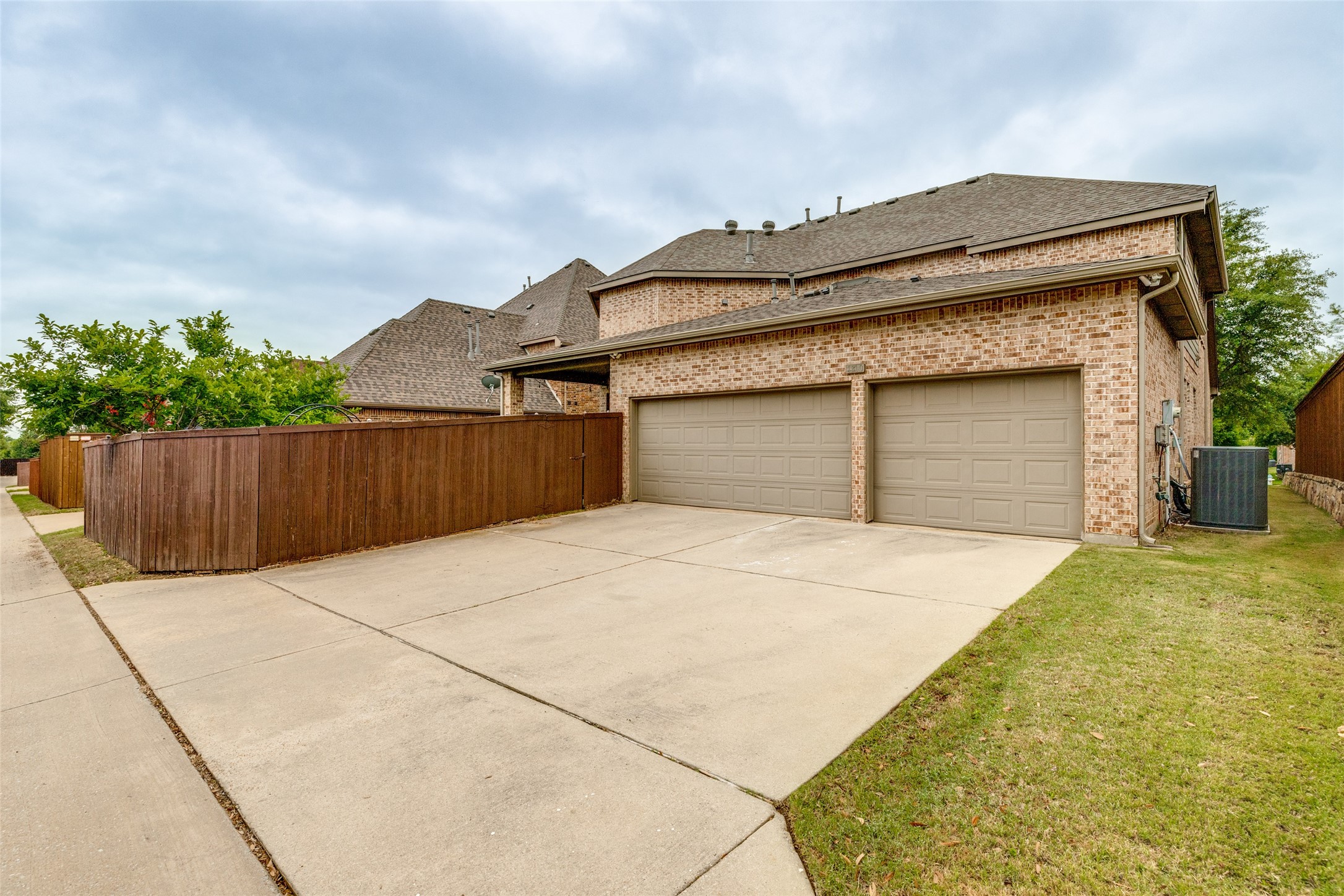 1310 Monahans Allen TX 75013