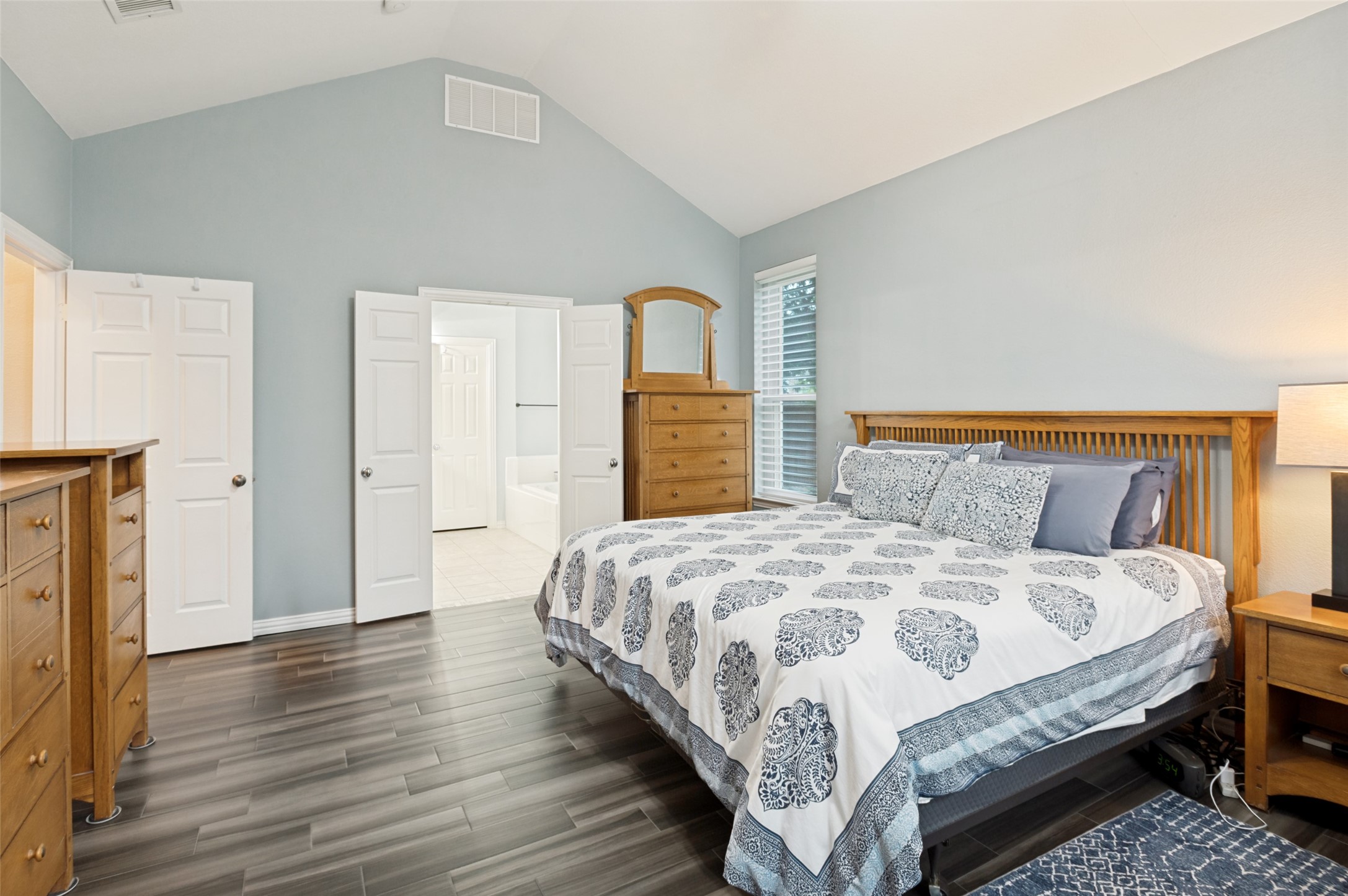 401 Manders Court Irving TX 75063