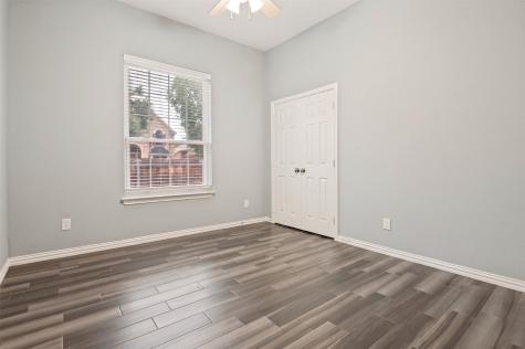 401 Manders Court Irving TX 75063