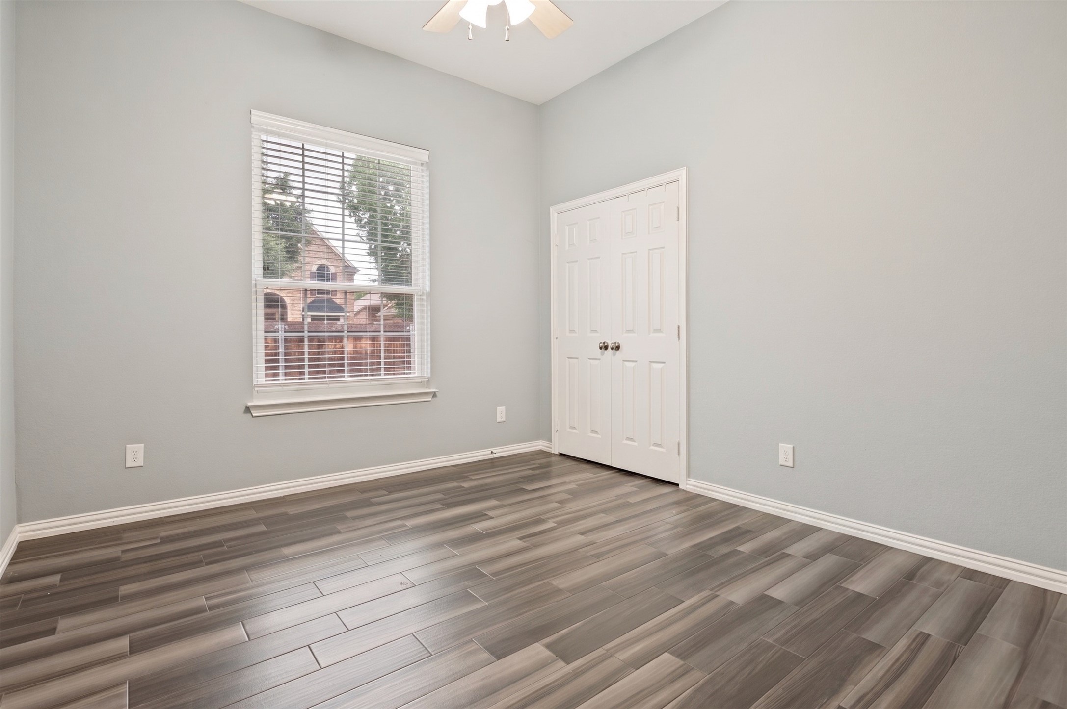 401 Manders Court Irving TX 75063