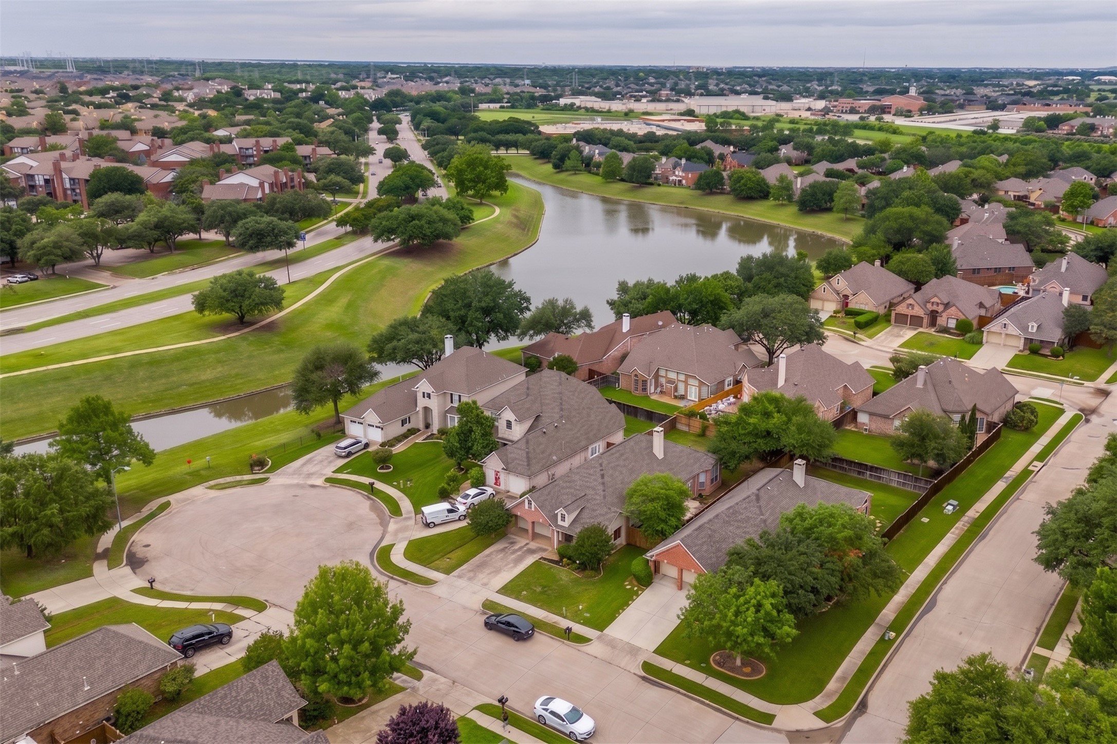 401 Manders Court Irving TX 75063