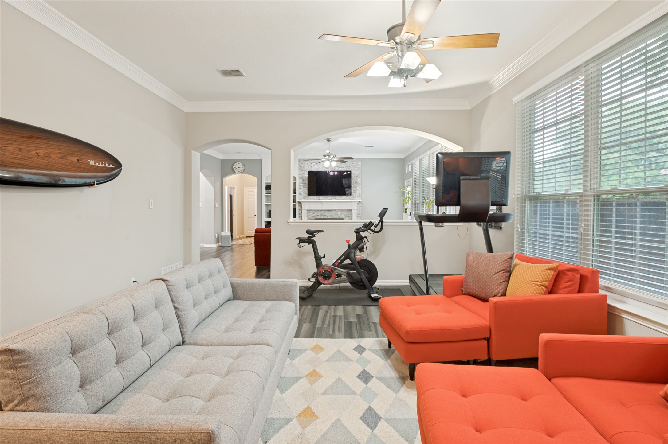 401 Manders Court Irving TX 75063