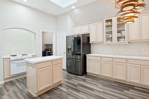 401 Manders Court Irving TX 75063