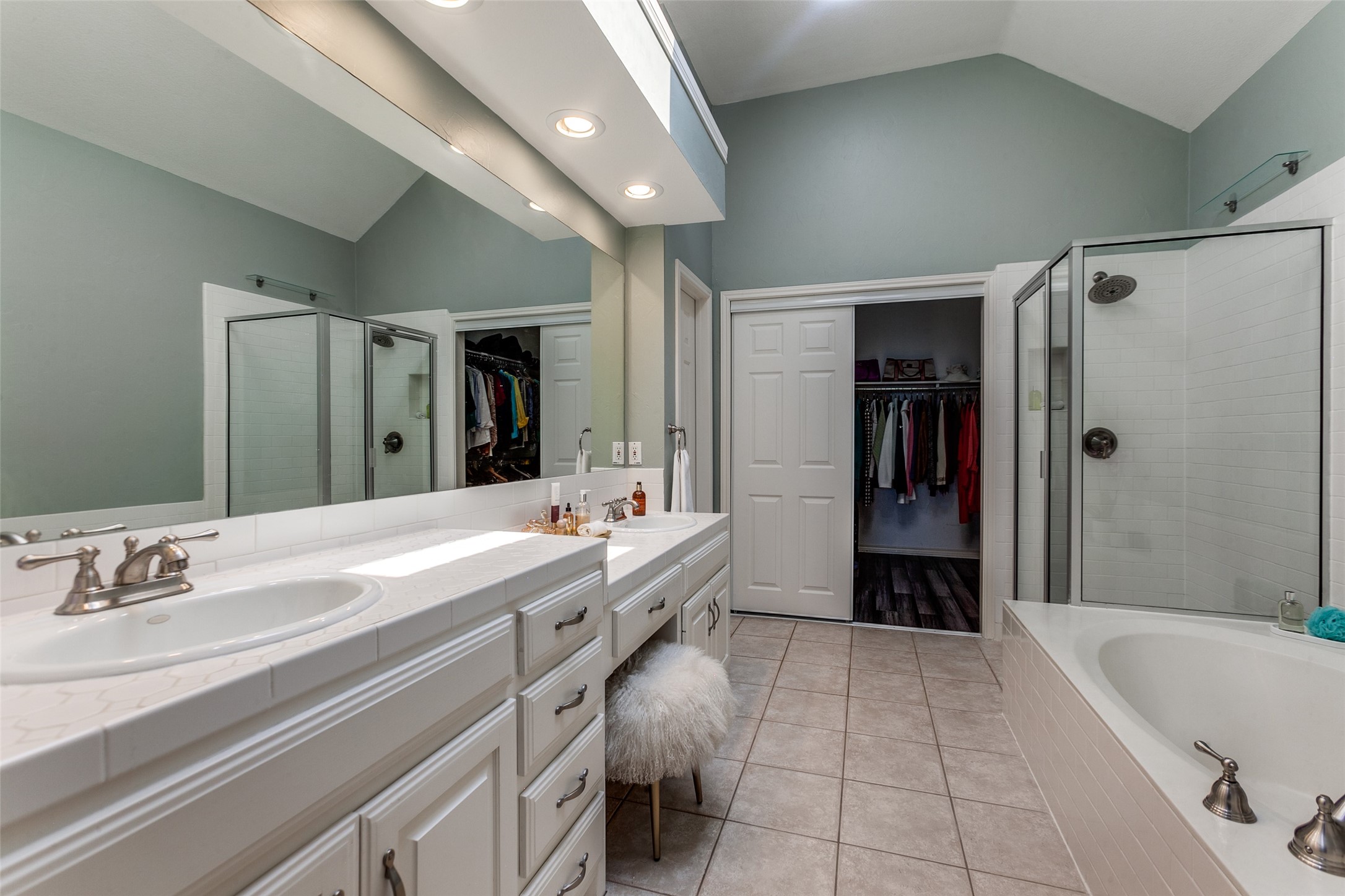 2704 Carnation Drive Richardson TX 75082