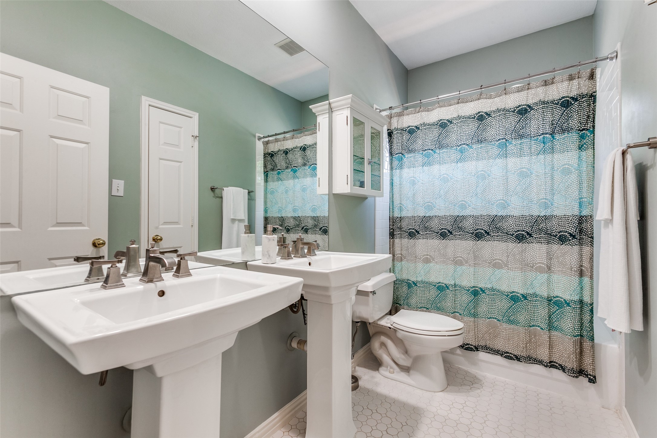 2704 Carnation Drive Richardson TX 75082