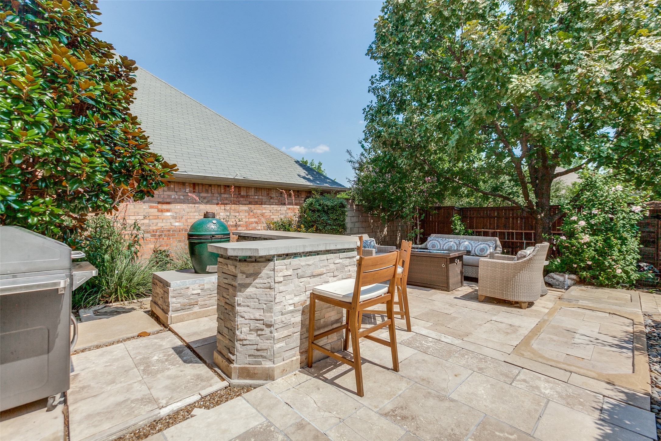 2704 Carnation Drive Richardson TX 75082