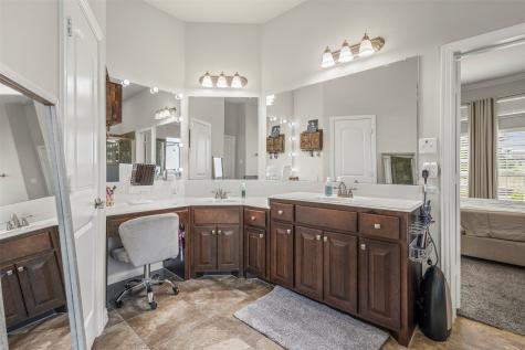 1725 Sagewood Drive Desoto TX 75115