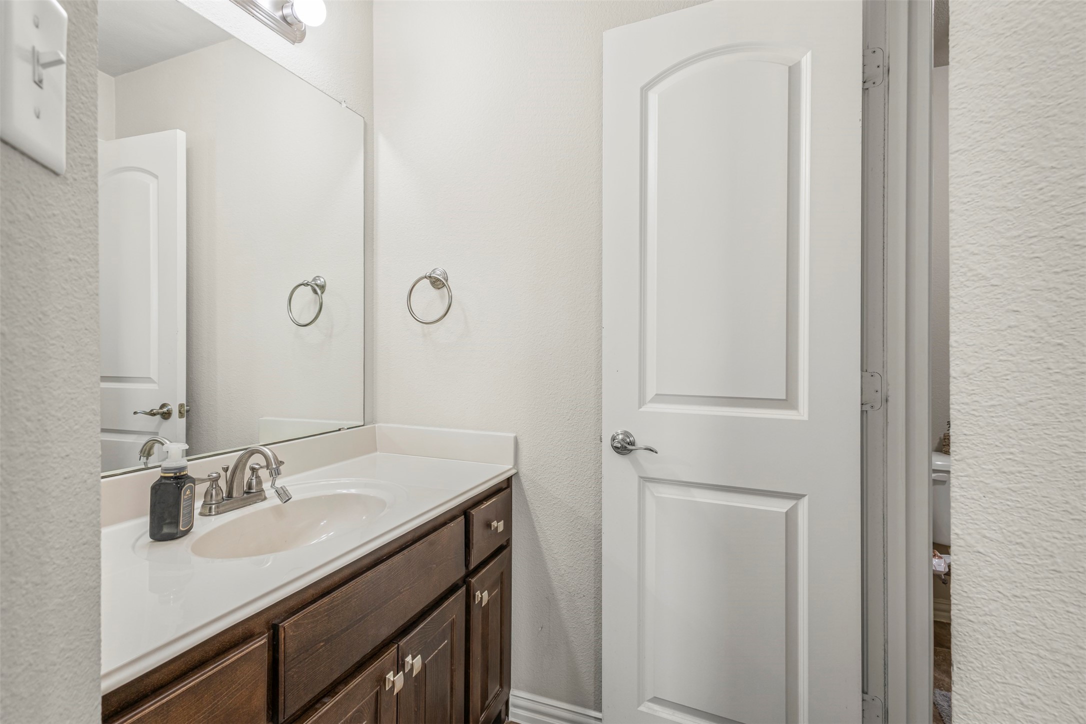 1725 Sagewood Drive Desoto TX 75115