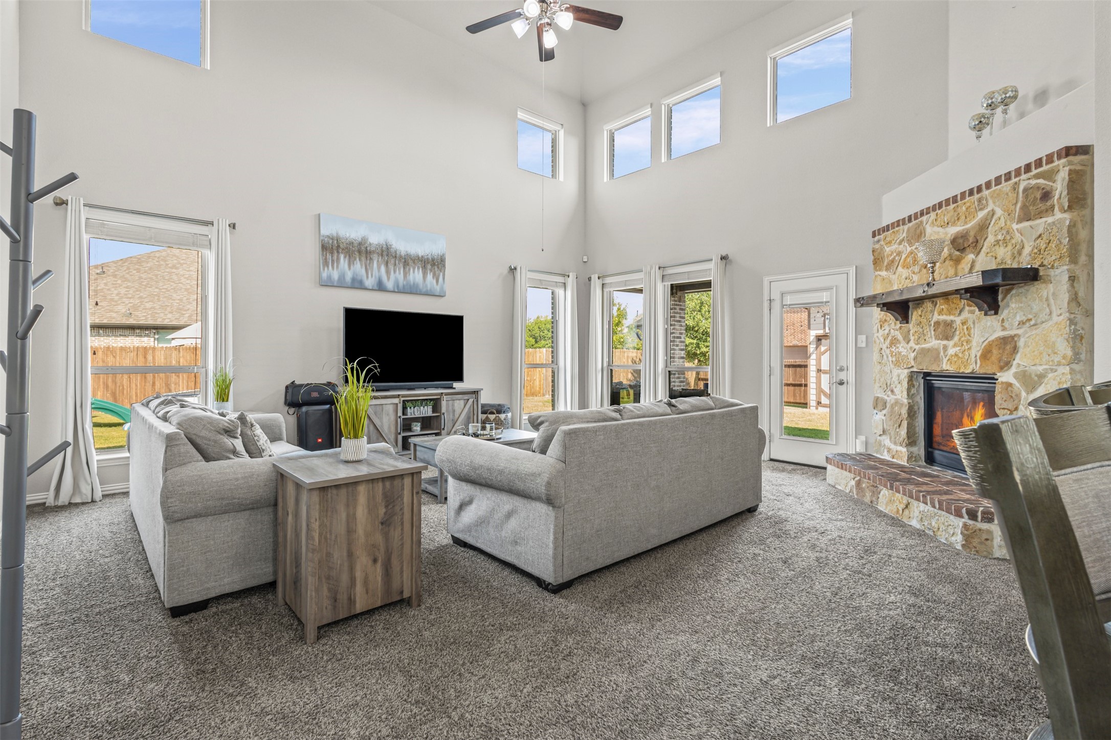1725 Sagewood Drive Desoto TX 75115
