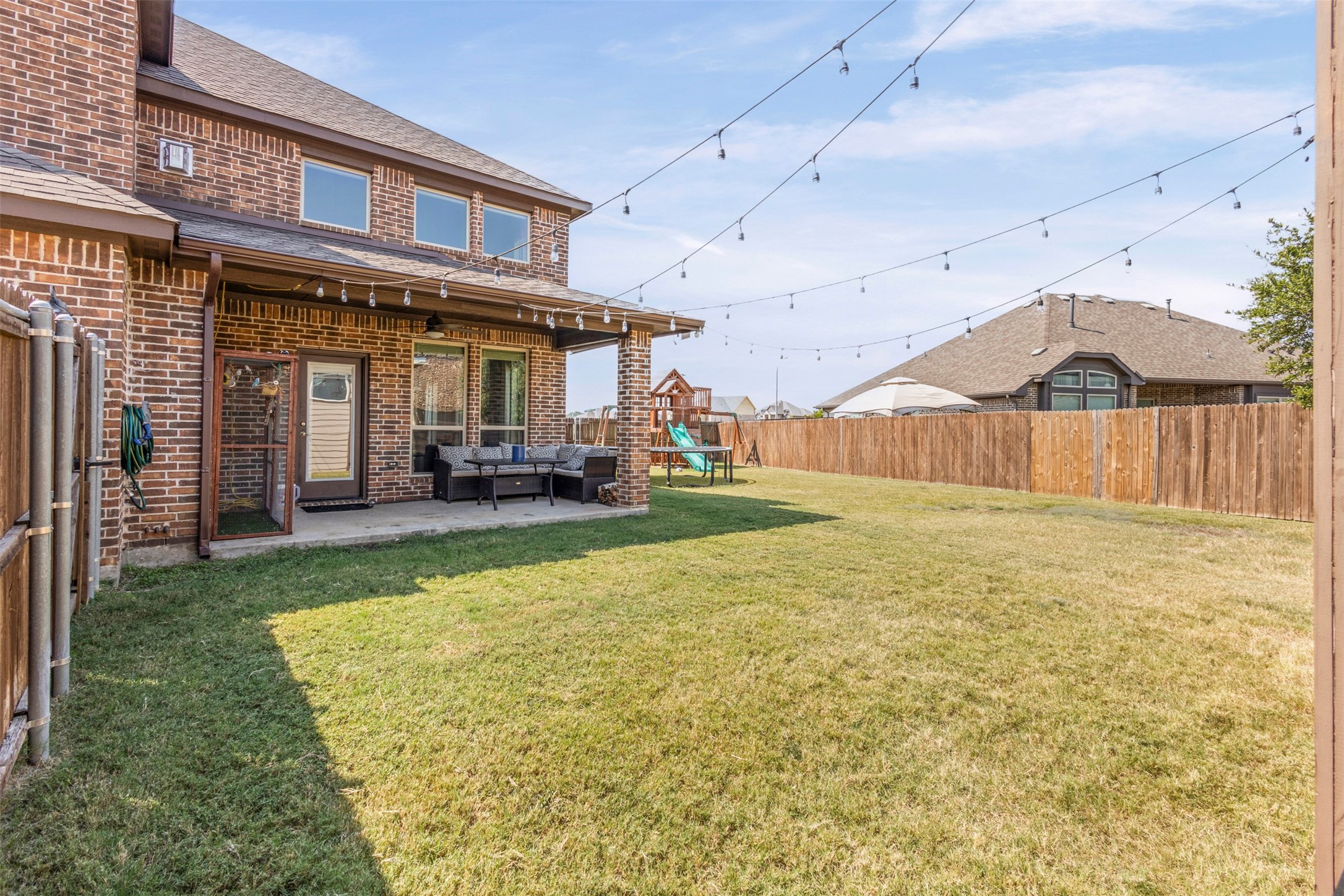 1725 Sagewood Drive Desoto TX 75115