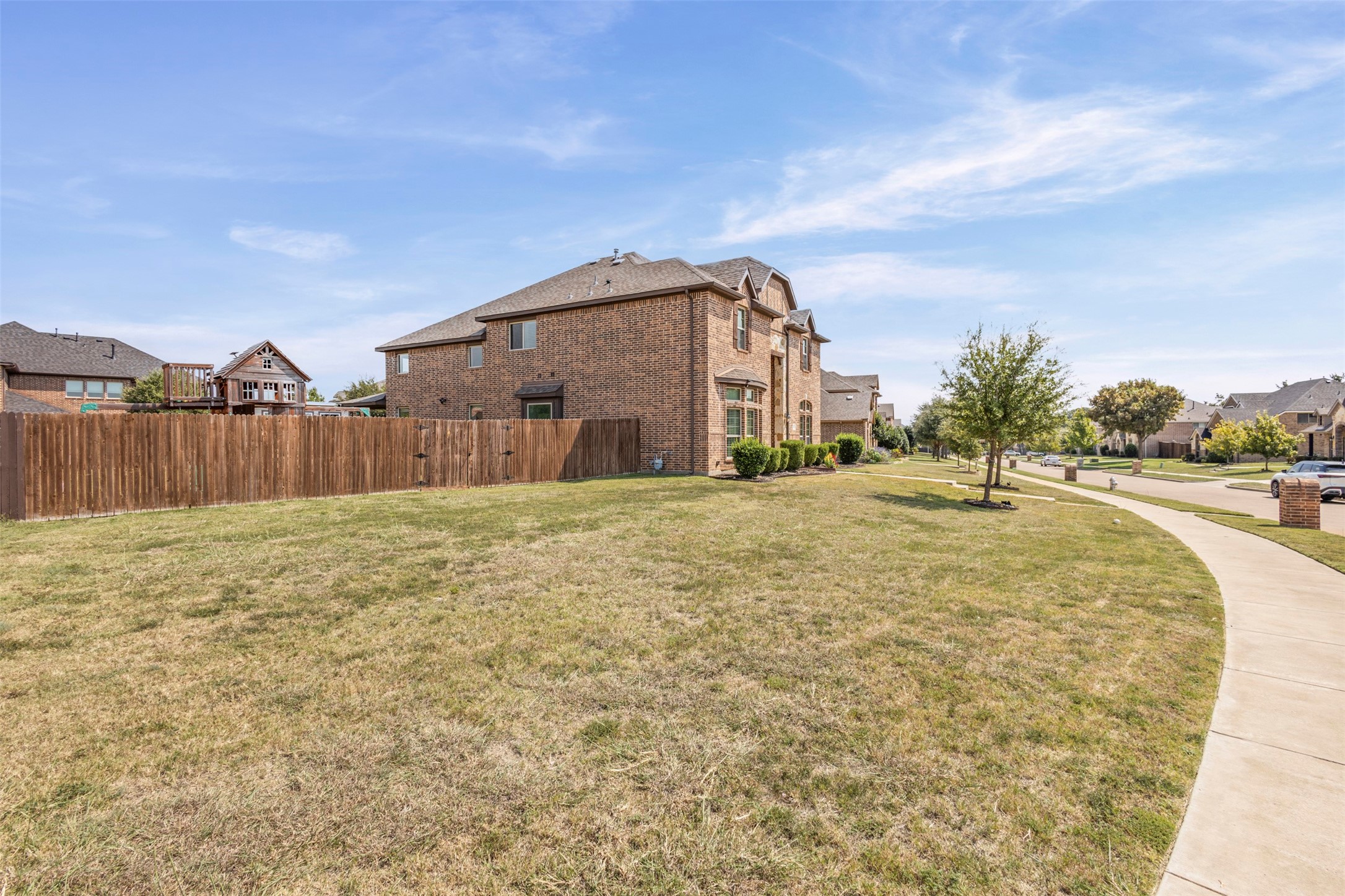 1725 Sagewood Drive Desoto TX 75115