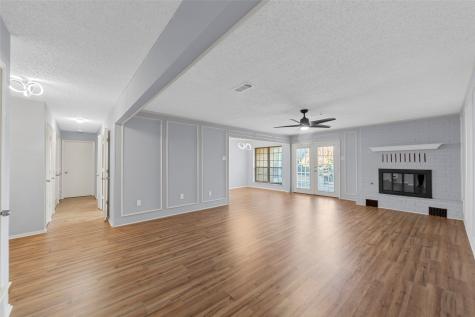2827 Cross Timbers Drive Irving TX 75060