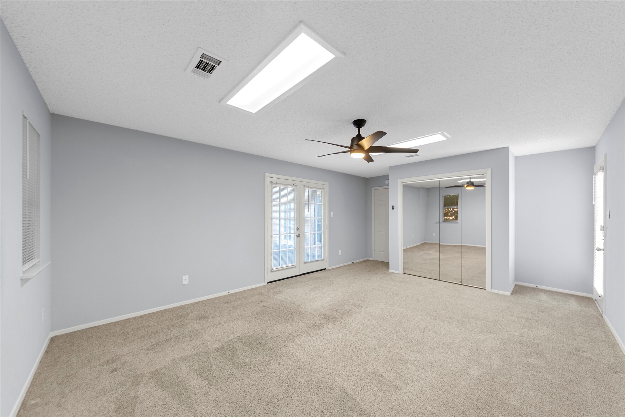 2827 Cross Timbers Drive Irving TX 75060
