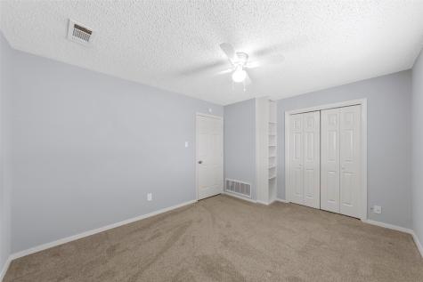 2827 Cross Timbers Drive Irving TX 75060