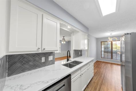 2827 Cross Timbers Drive Irving TX 75060
