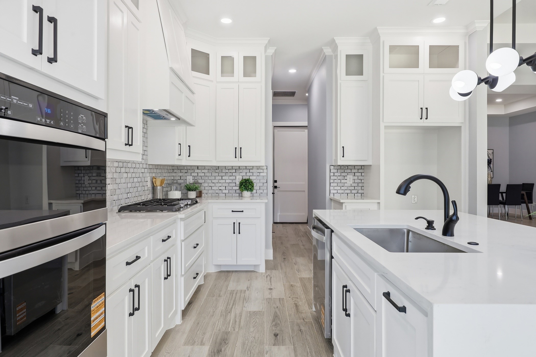 707 Ross Trail Arlington TX 76012
