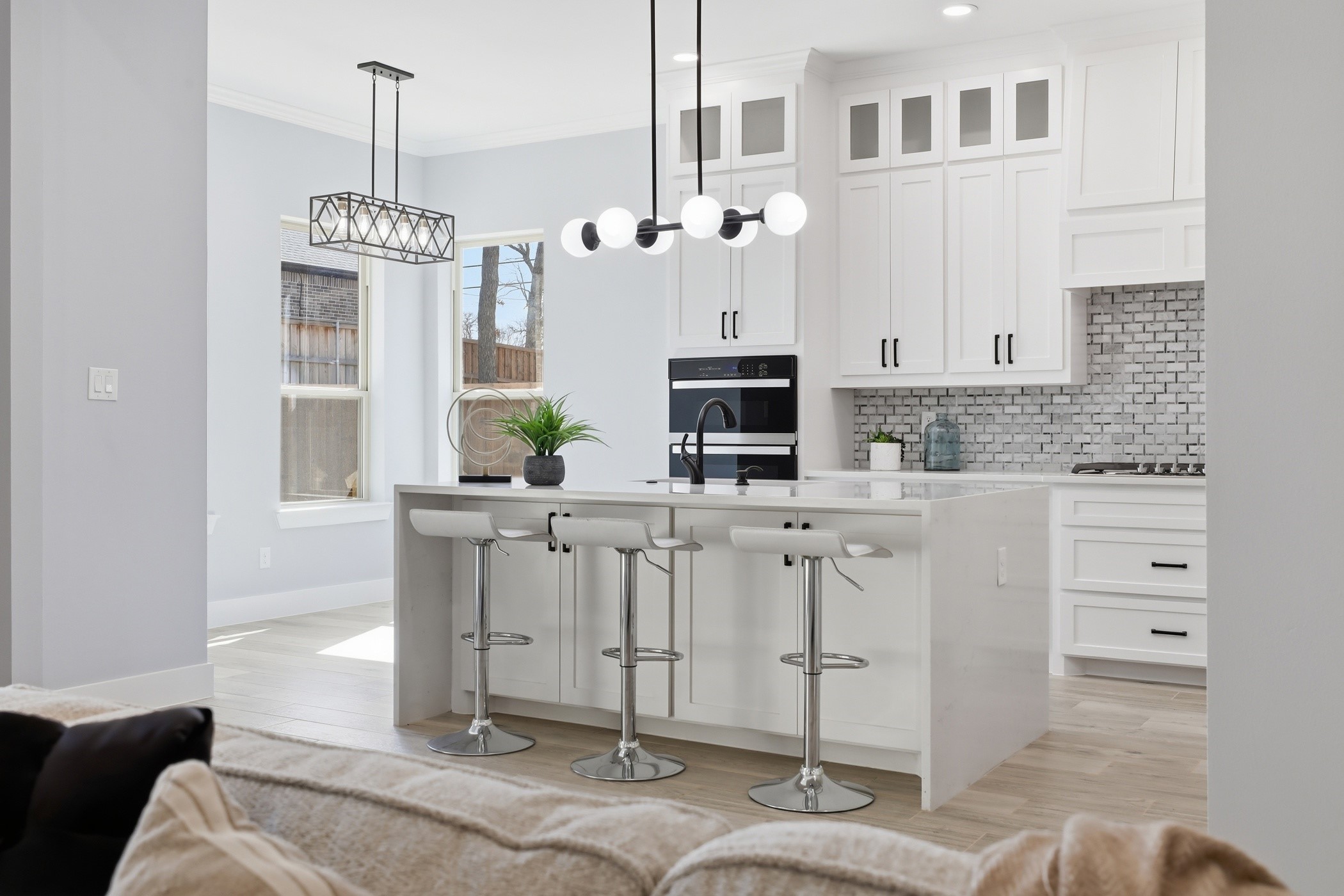 707 Ross Trail Arlington TX 76012