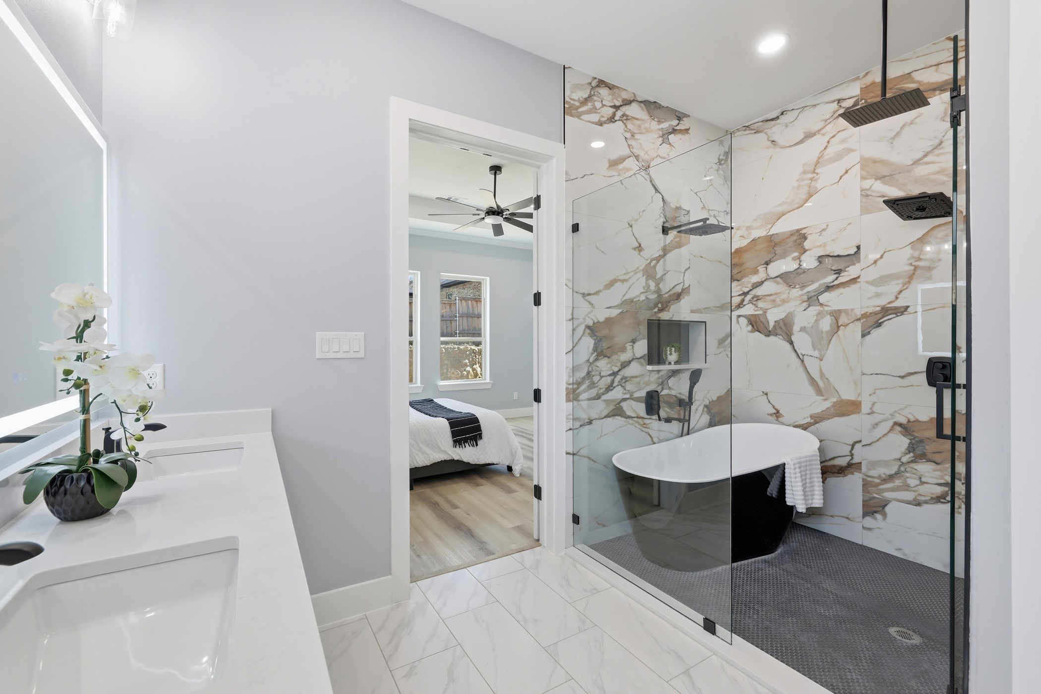 707 Ross Trail Arlington TX 76012