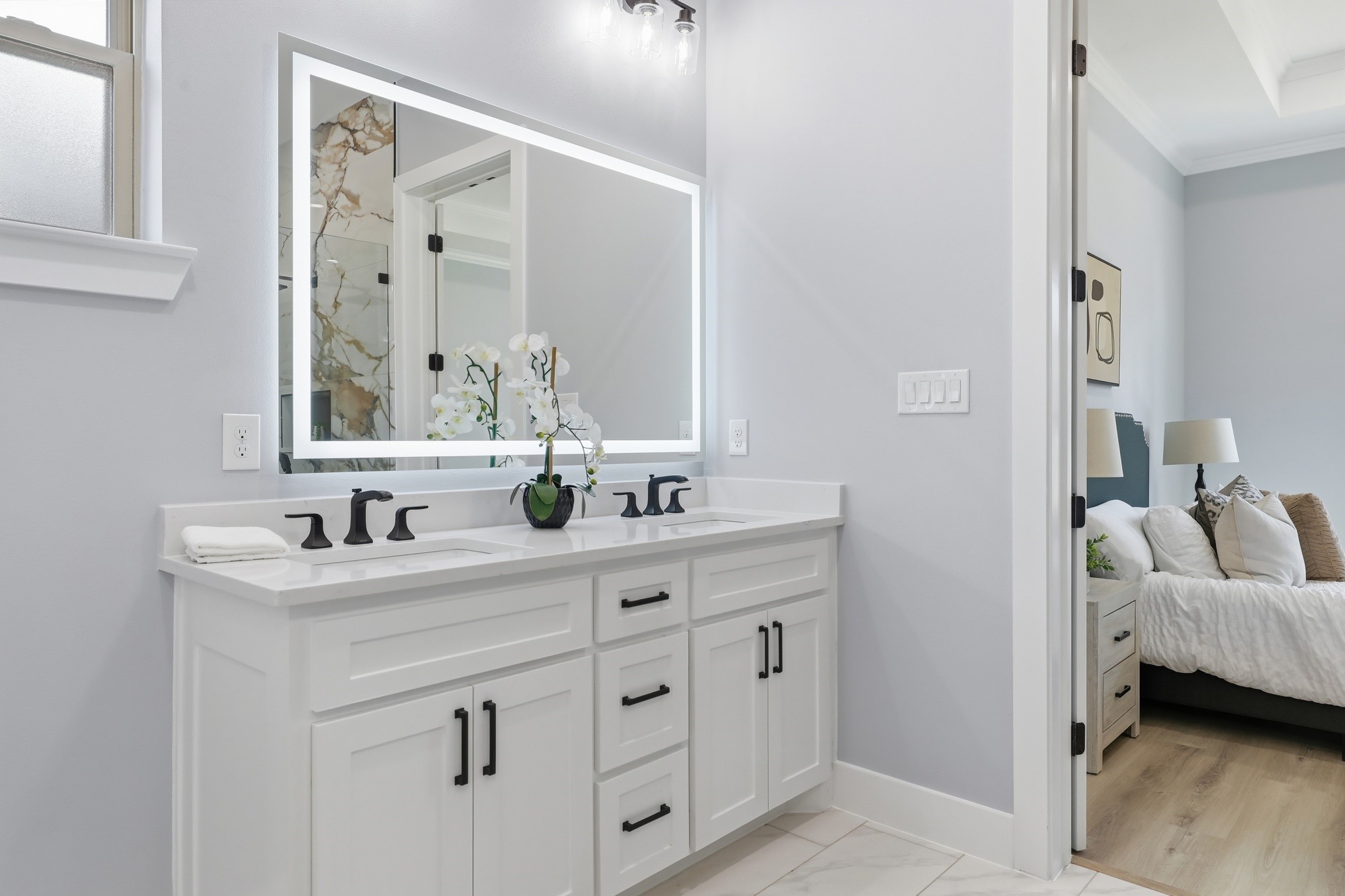 707 Ross Trail Arlington TX 76012