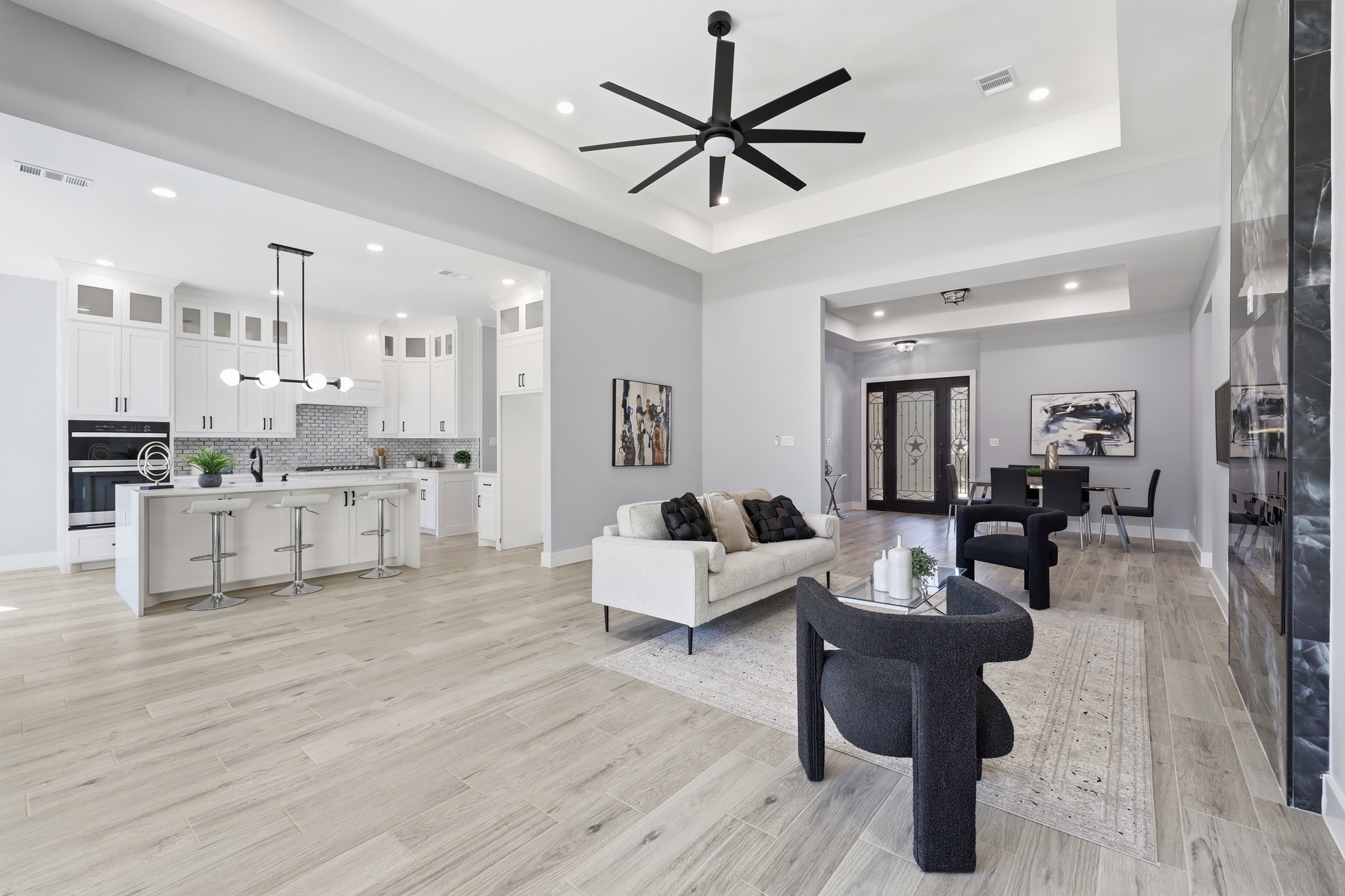 707 Ross Trail Arlington TX 76012