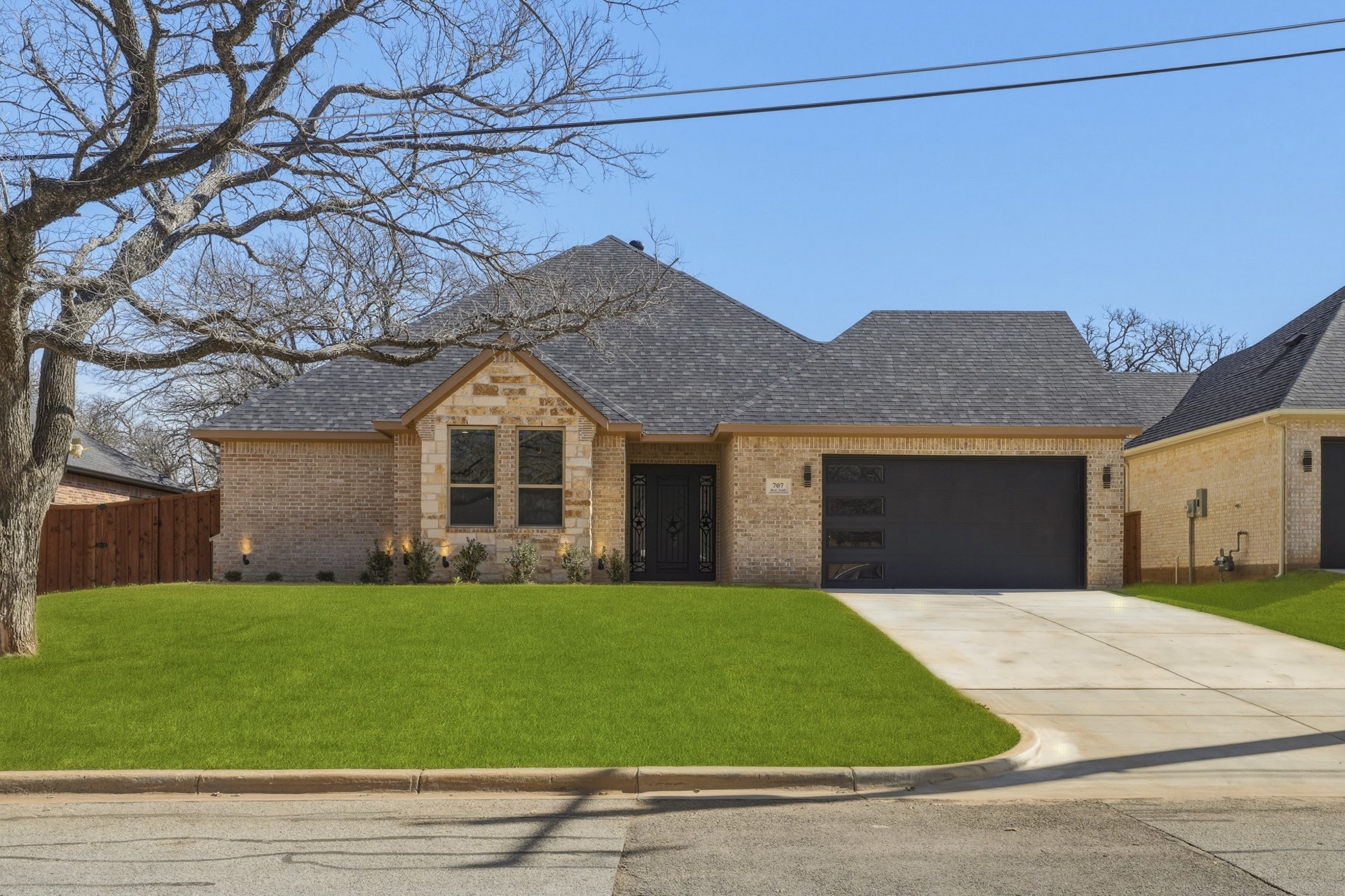 707 Ross Trail Arlington TX 76012