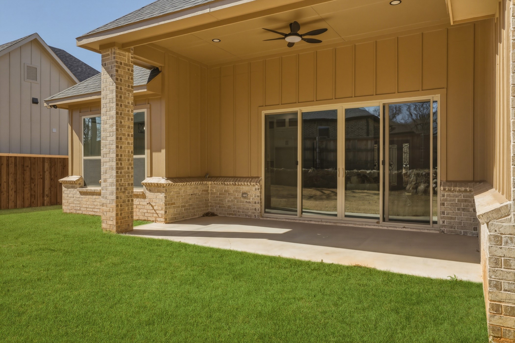 707 Ross Trail Arlington TX 76012