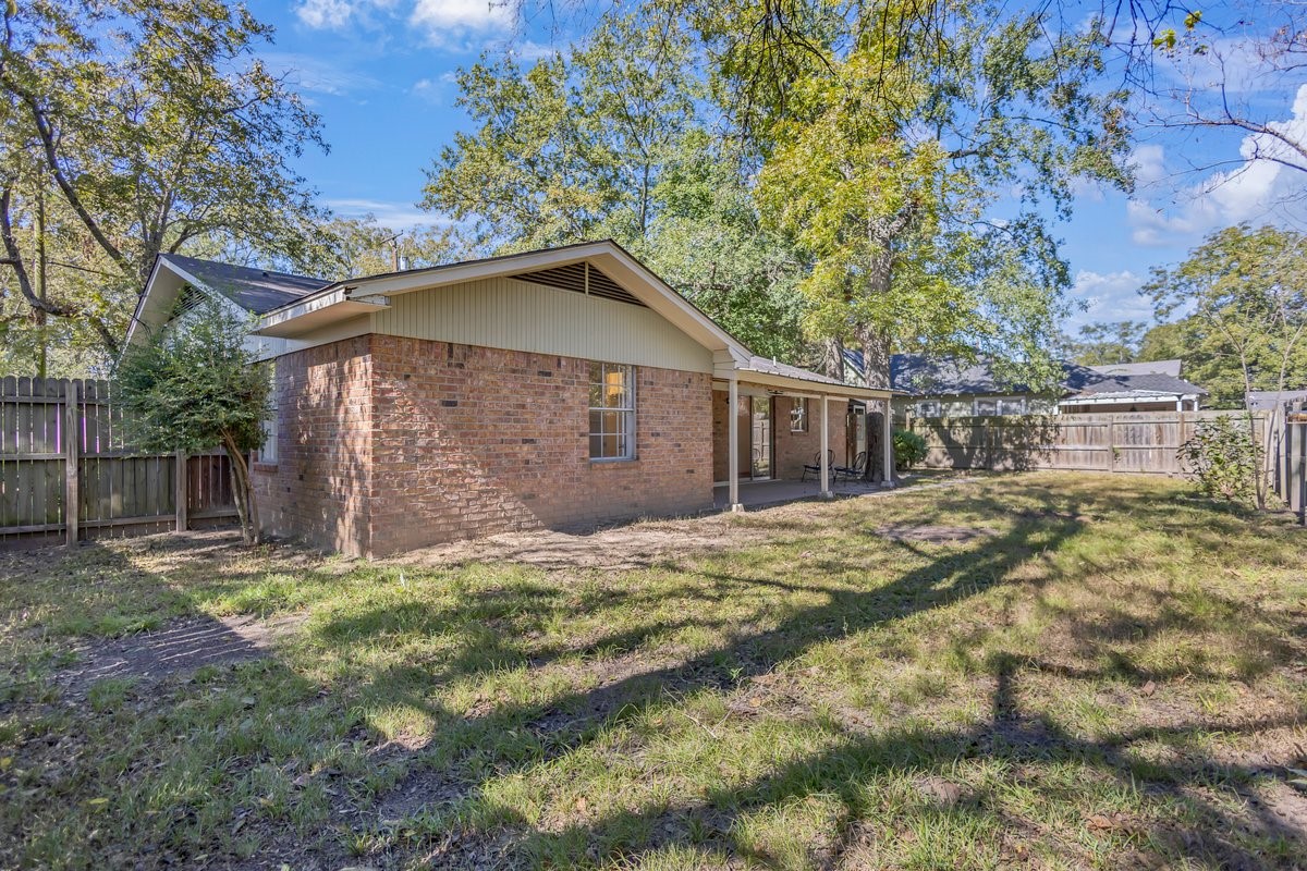 815 N Bledsoe Street Gilmer TX 75644