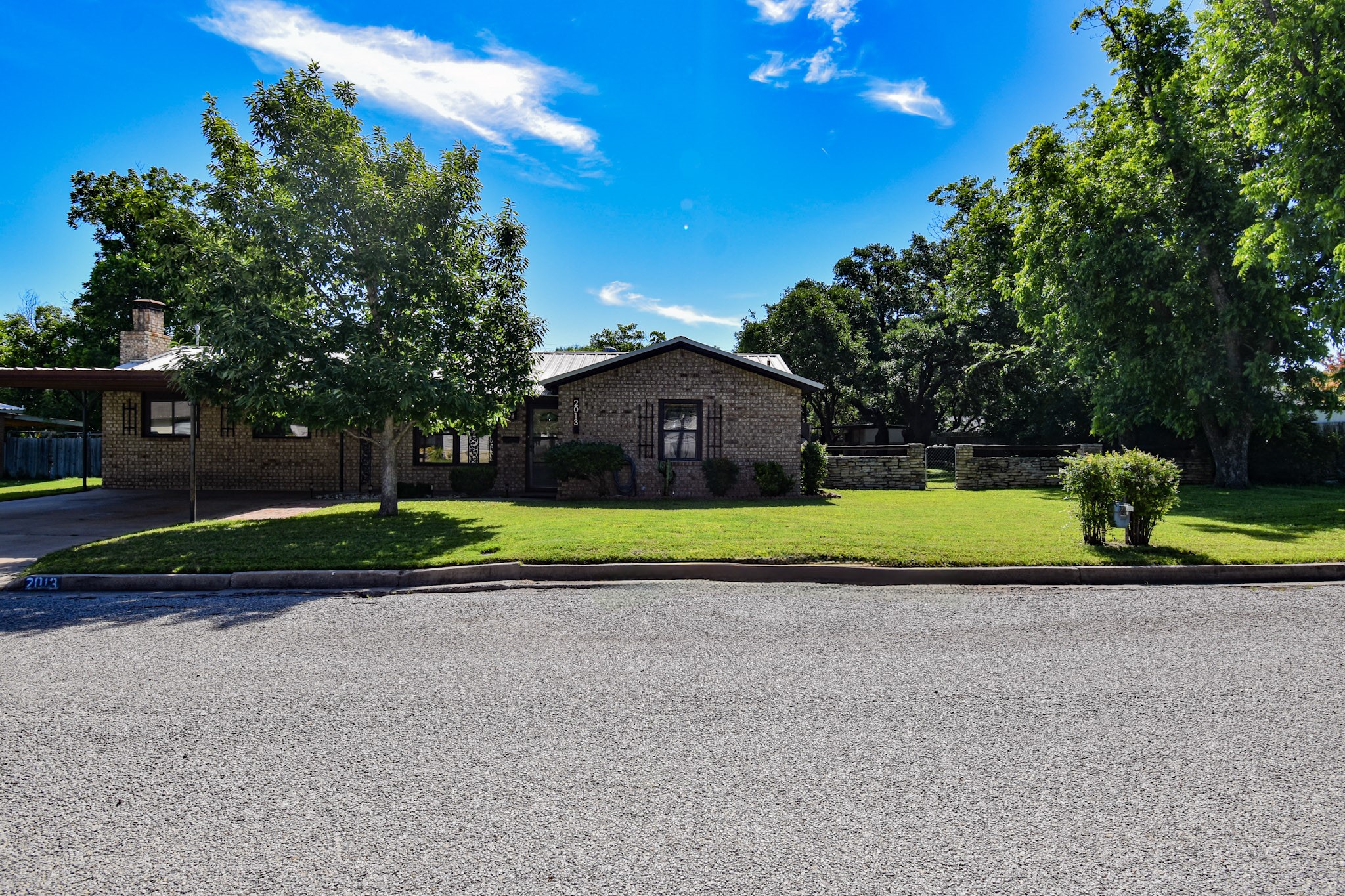 2013 S Walnut Brady TX 76825