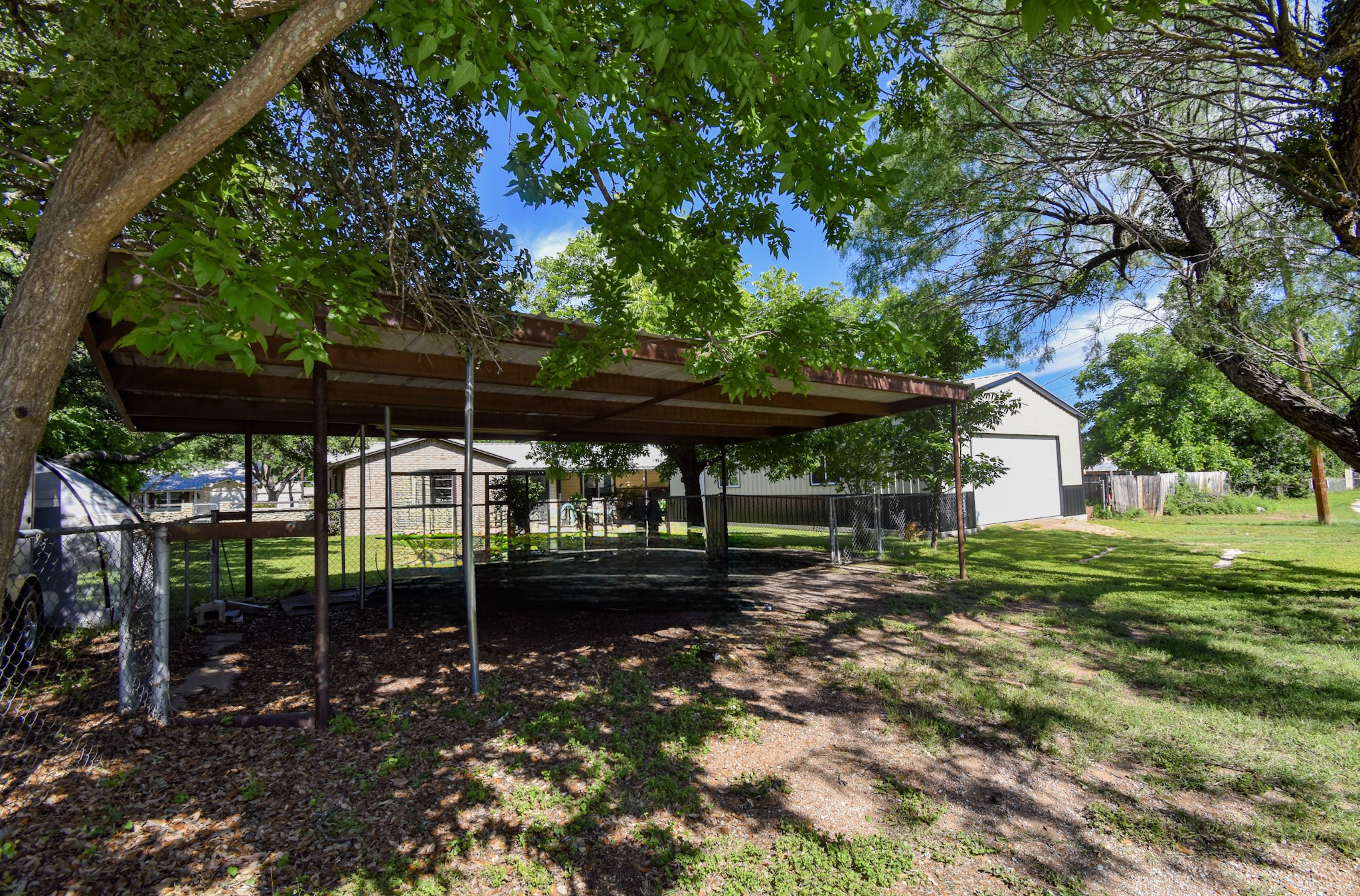 2013 S Walnut Brady TX 76825
