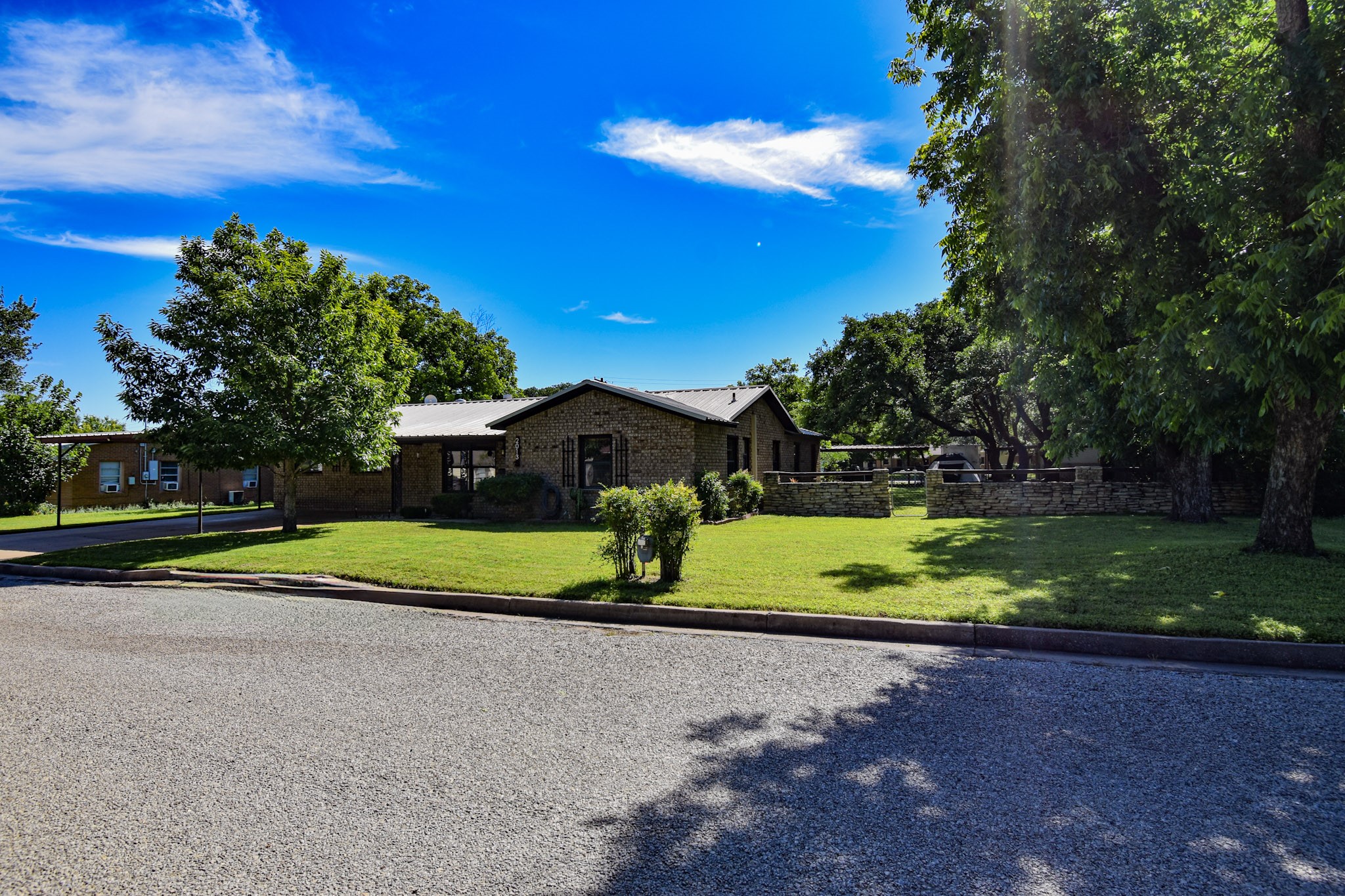 2013 S Walnut Brady TX 76825