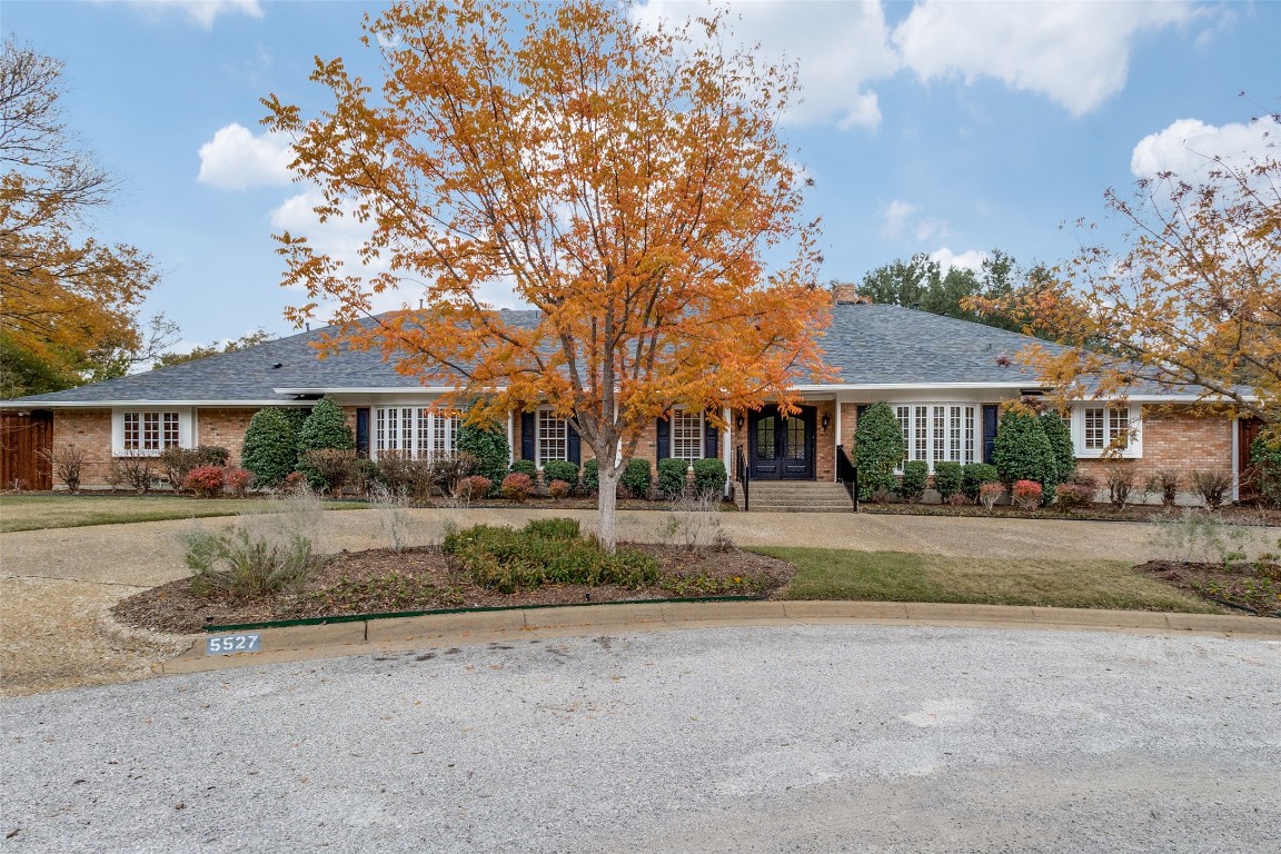 5527 Royalane Dallas TX 75229