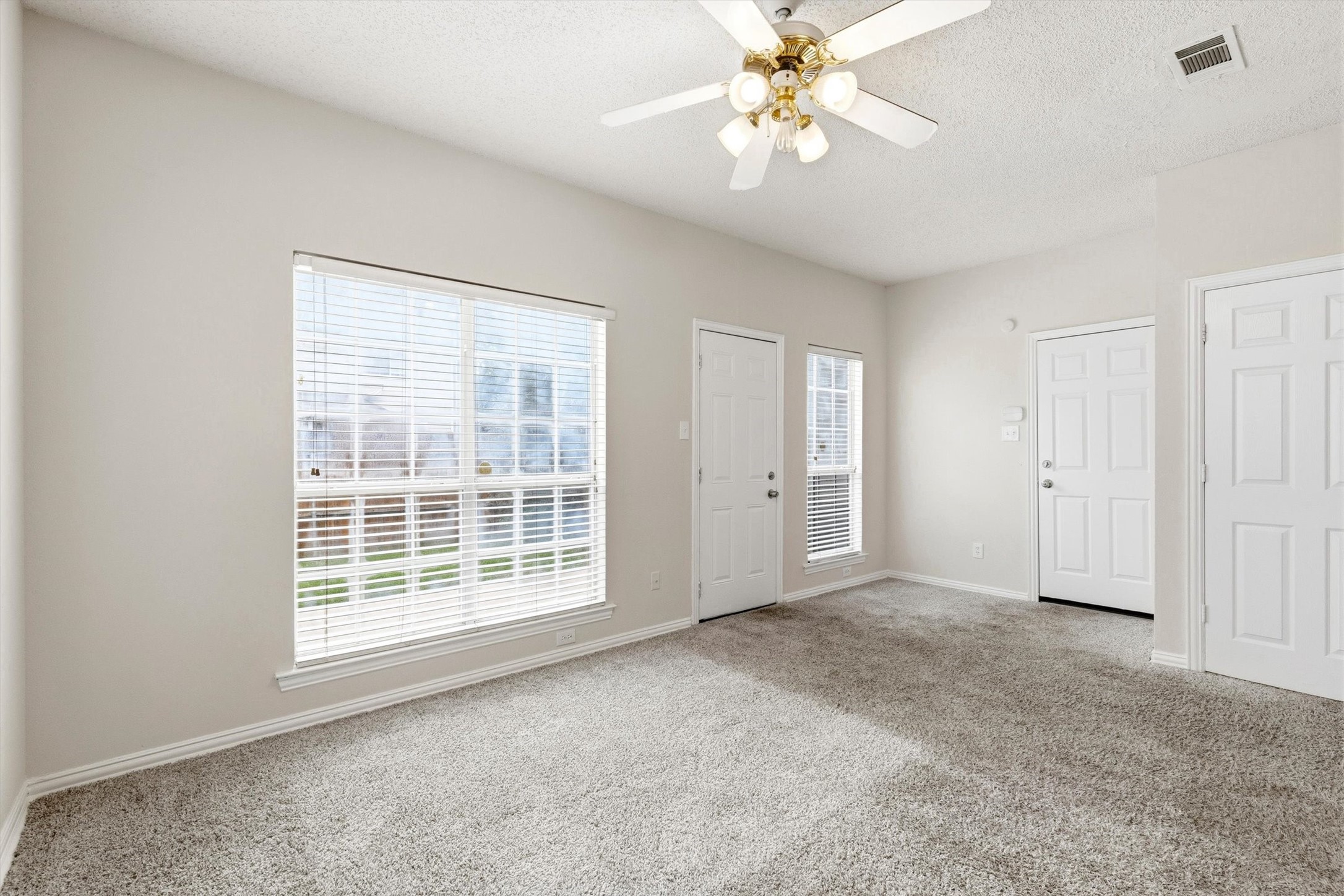 306 Santa Fe Trail Irving TX 75063