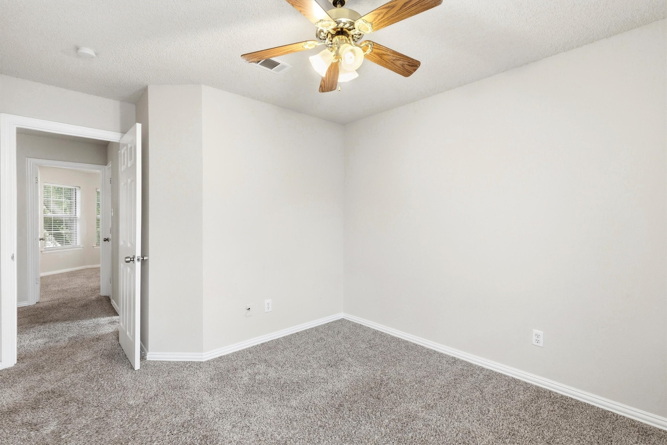 306 Santa Fe Trail Irving TX 75063