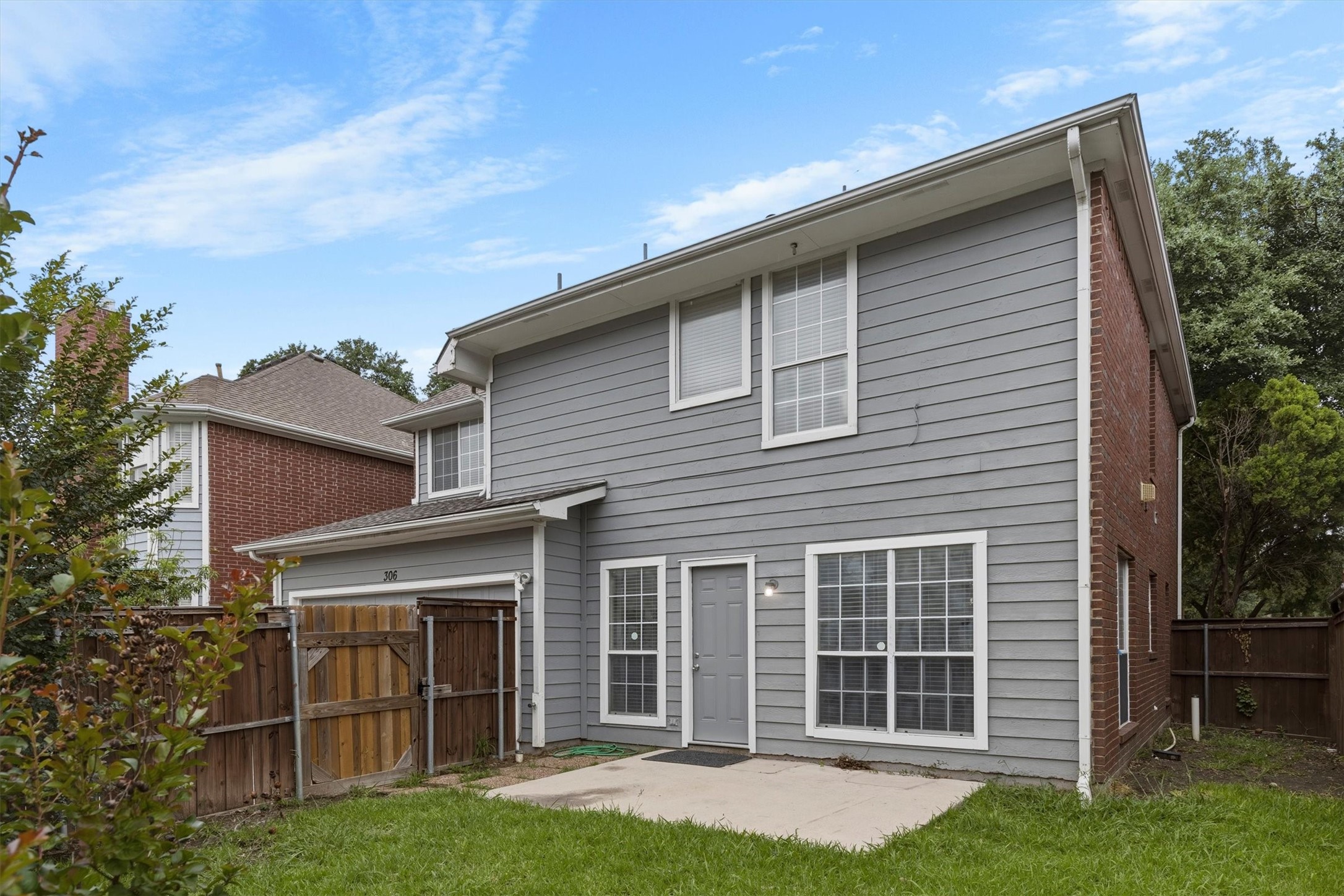 306 Santa Fe Trail Irving TX 75063
