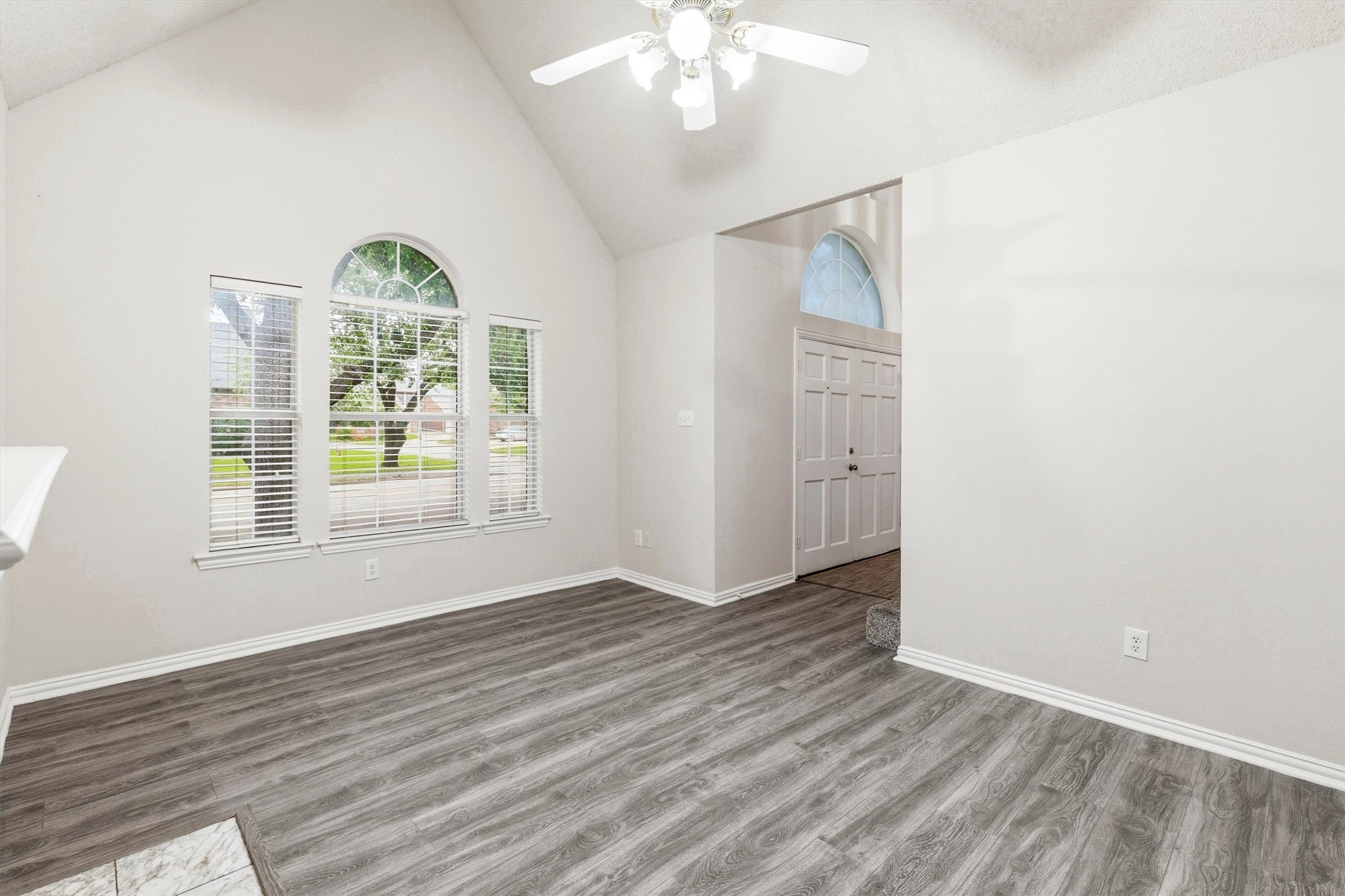 306 Santa Fe Trail Irving TX 75063