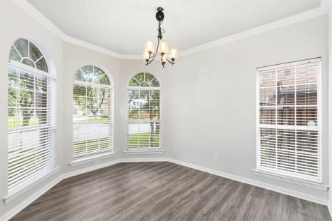 306 Santa Fe Trail Irving TX 75063