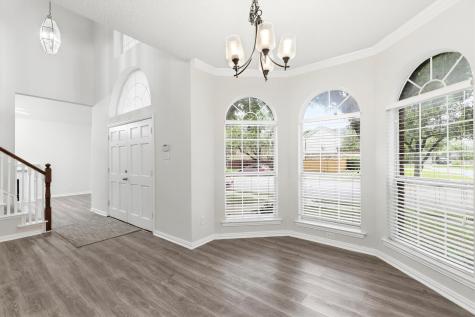 306 Santa Fe Trail Irving TX 75063