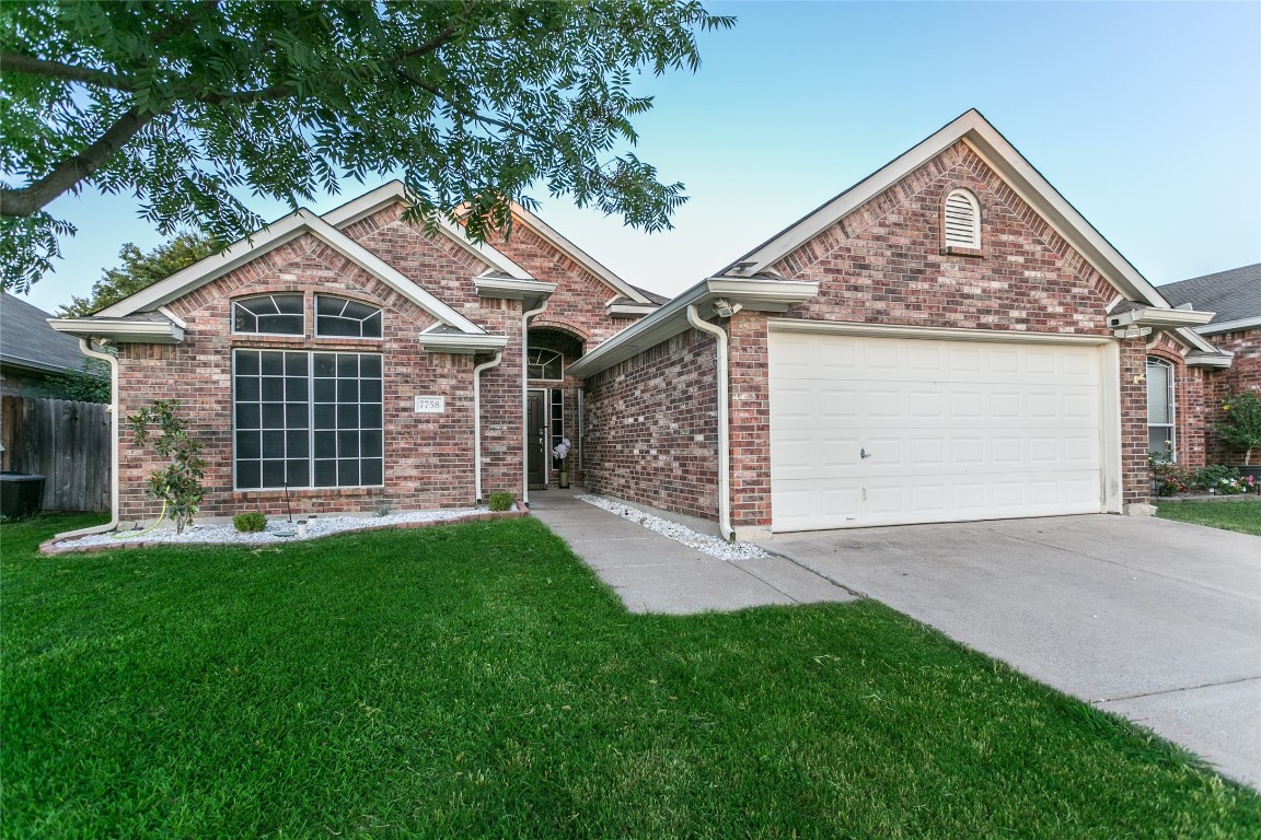 7758 Summerbrook Circle Fort Worth TX 76137
